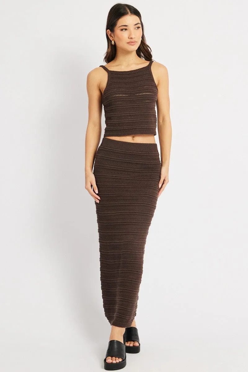Brown Crochet Skirt High Rise Elastic Waistband Midi Crisscross Back Family Celebration