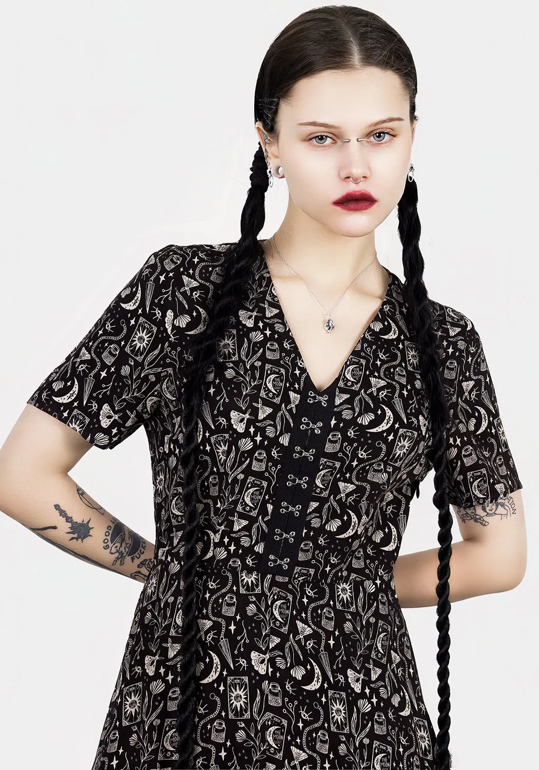 Craft V-neck Midi Dress Fashion Forward