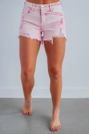 snowboarding apparel Charleigh Risen Shorts - Acid Pink