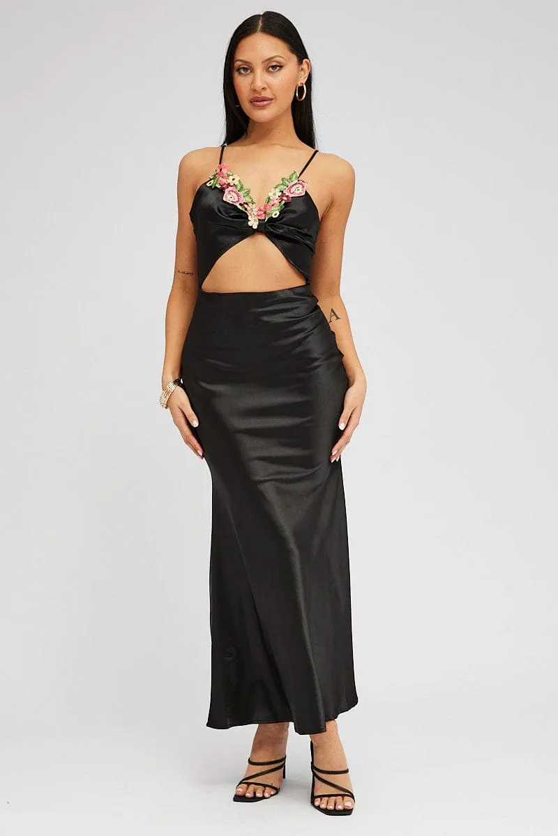 Black Maxi Dress Satin Flower Embroidery Applique Designed with simplicity and sophistication in mind this dress is perfect for any occasion