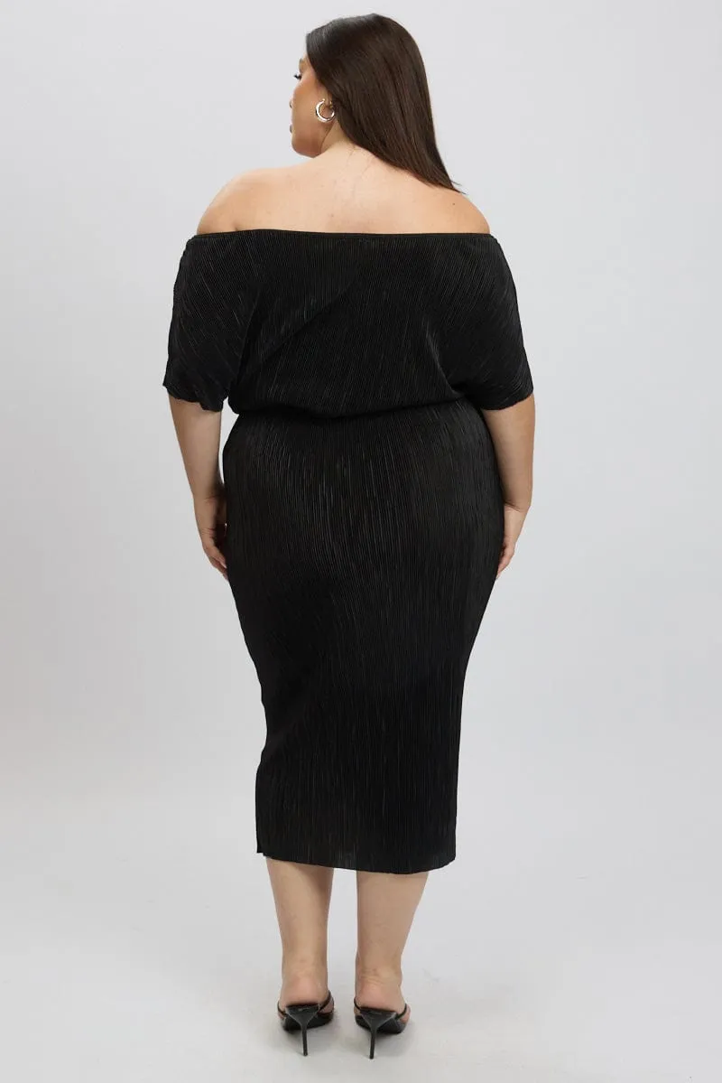 Pack Friendly Black Asymmetric Plisse Midi Dress