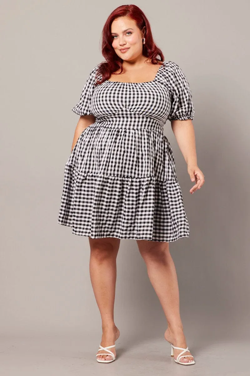 Timeless mini silhouette Flexible Edge Binding Black Check Gingham Sweetheart Mini Dress