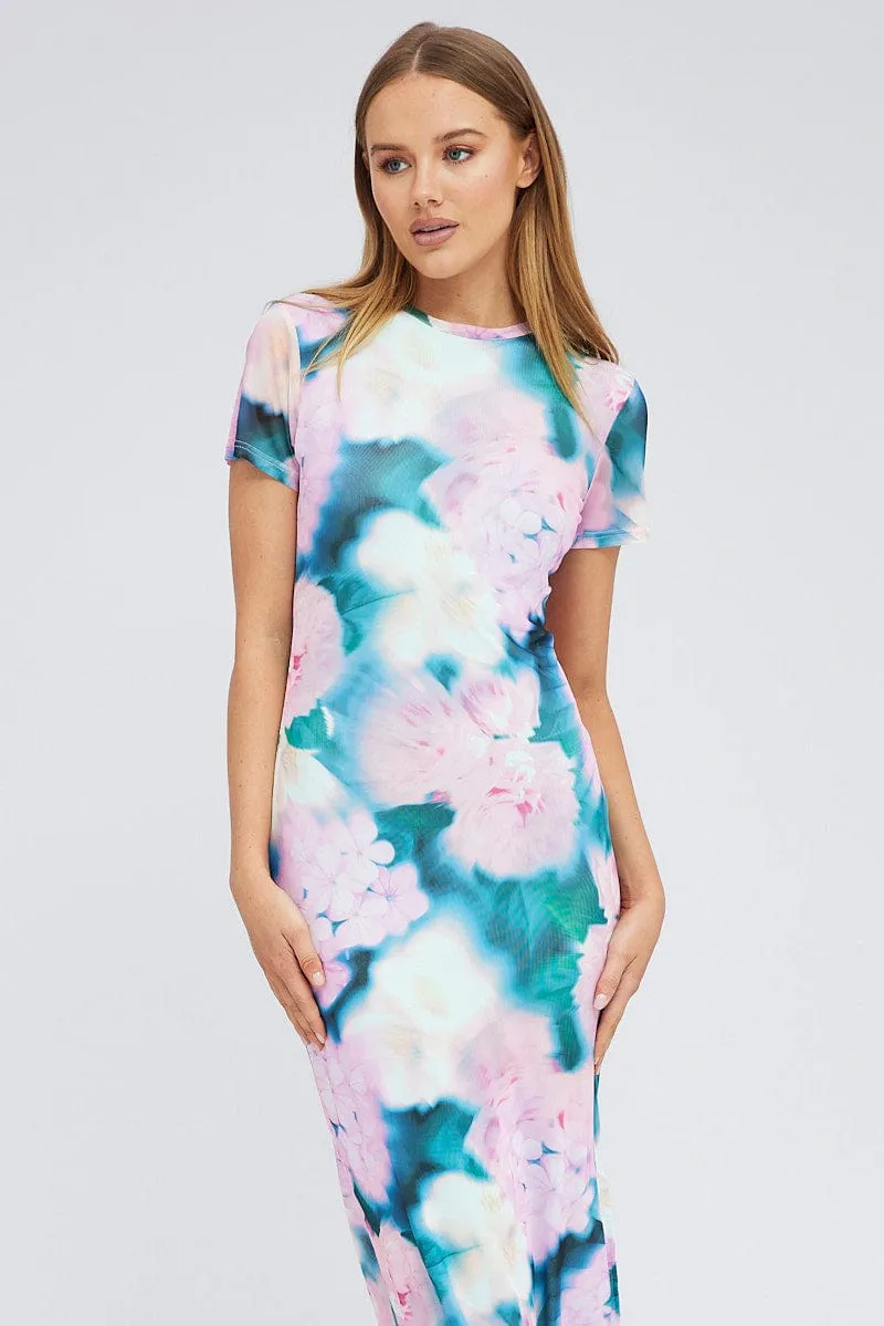 This maxi dress offers an effortlessly chic look with a relaxed fit and elegant style Fashionable day-to-night gown Pink Abstract Maxi Dress Short Sleeve Crew Neck Bodycon Mesh