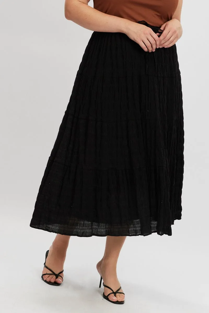 Global Inspiration Black Textured Tiered Maxiskirt