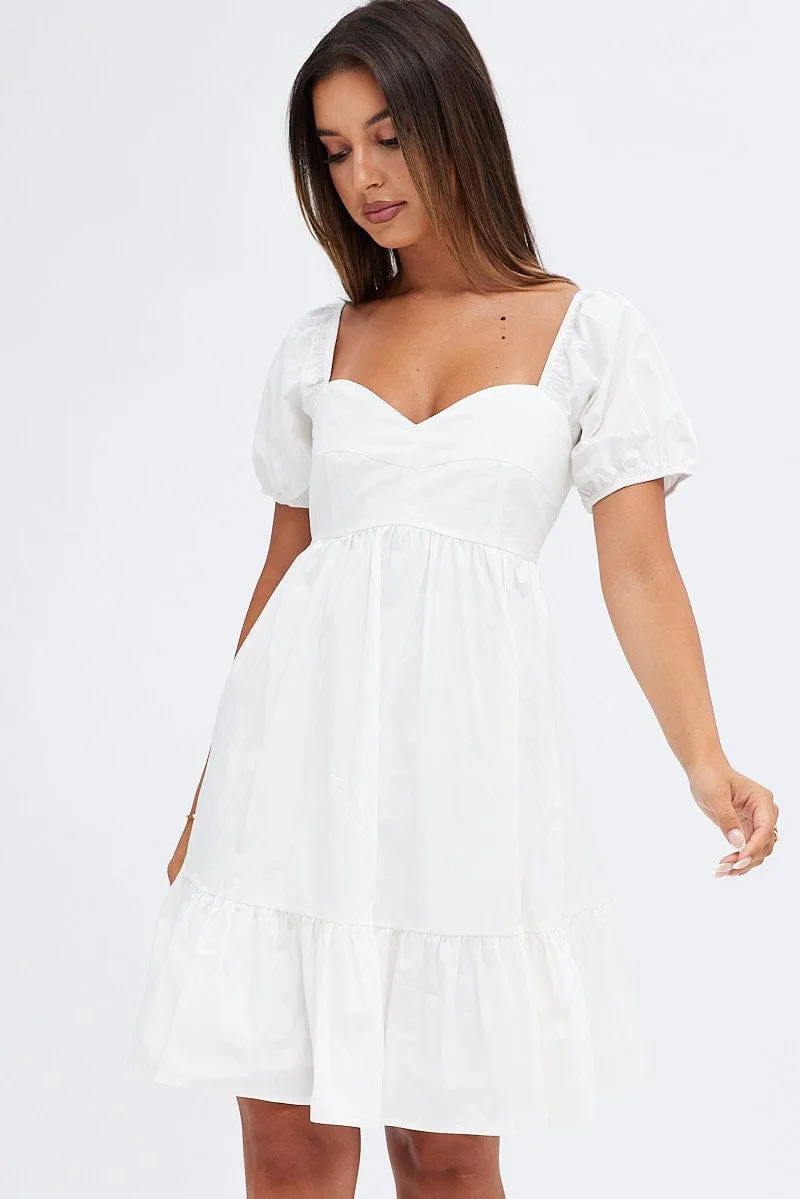 White Short Sleeve Sweetheart Neck Skater Dress french chic