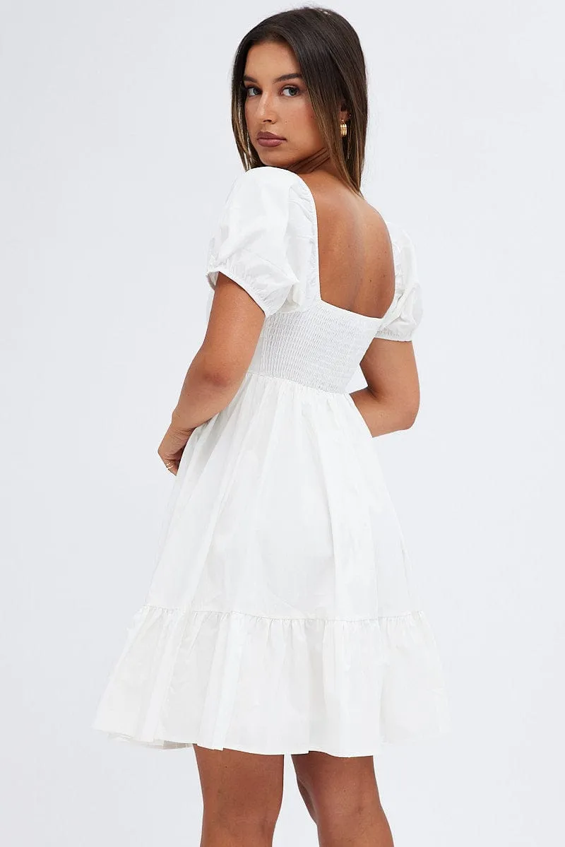 White Short Sleeve Sweetheart Neck Skater Dress ConvertibleStyle ElasticFree