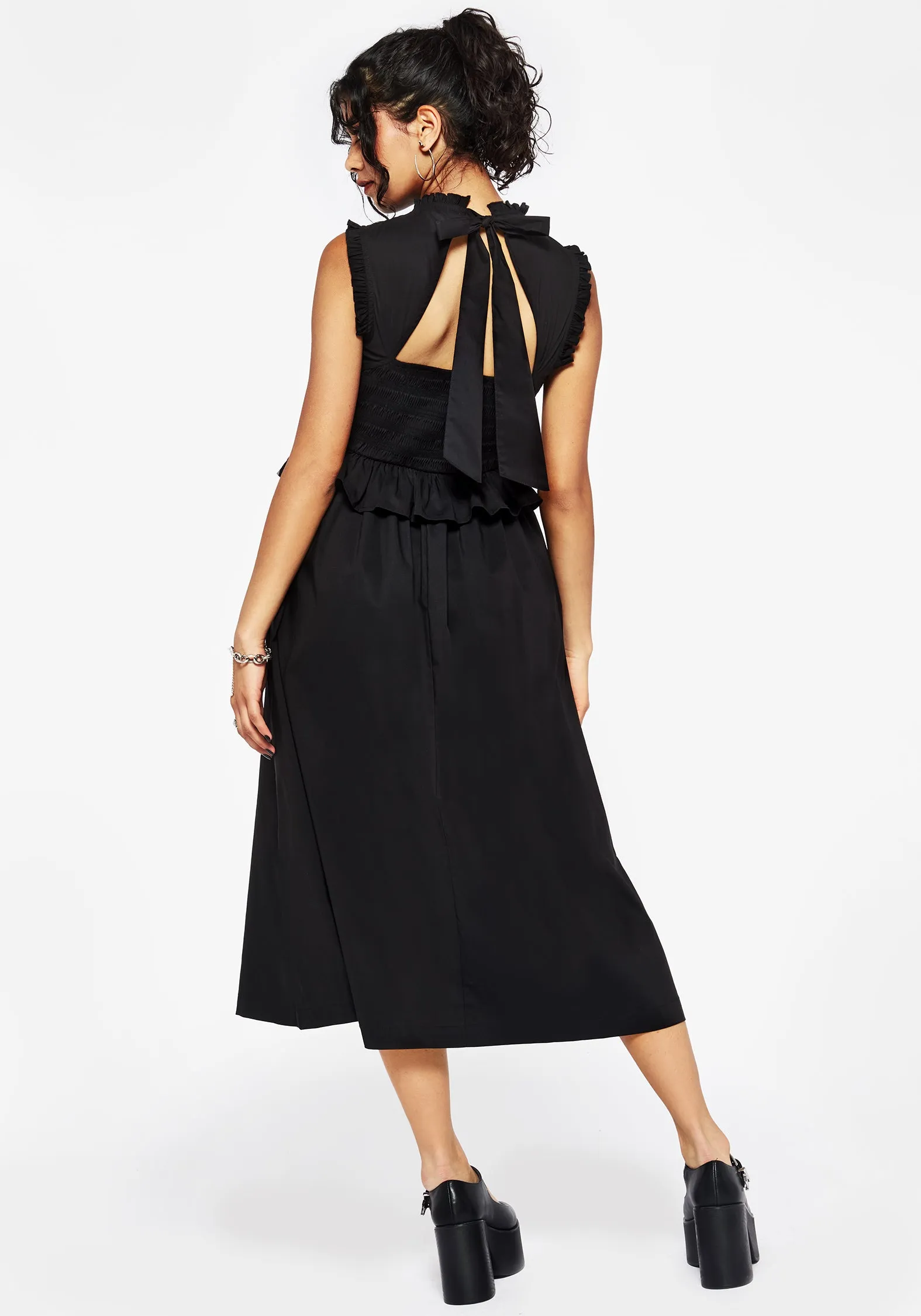 Veronica Cotton Smocked Bodice Bow Detail Midi Dress Charming Style Train Gate