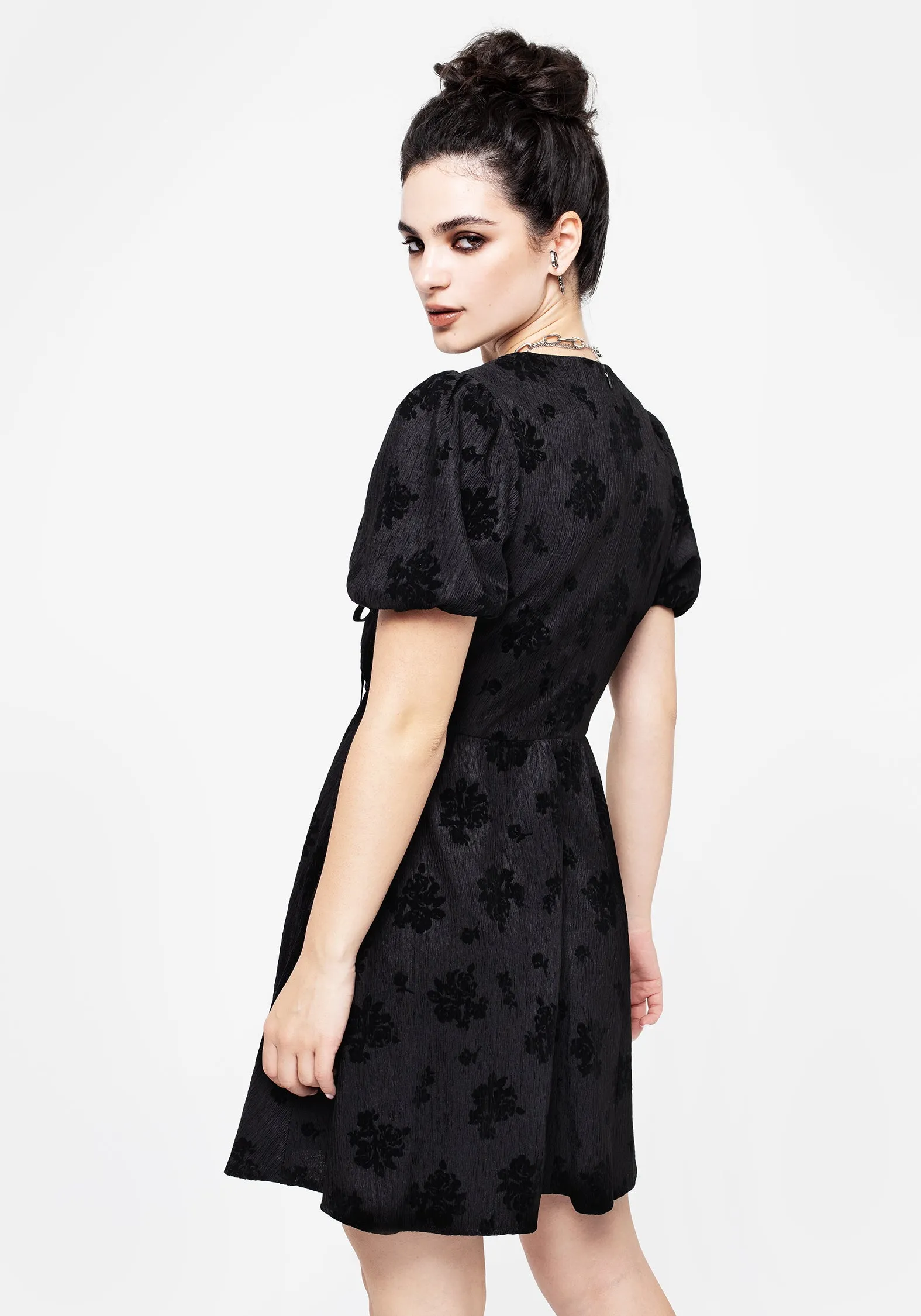 Giselle Floral Puff Sleeve Mini Dress Club Pop Photo Ready