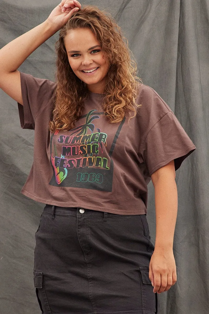 Classic Cut Brown Graphic T-shirt Short Sleeve Music Festival