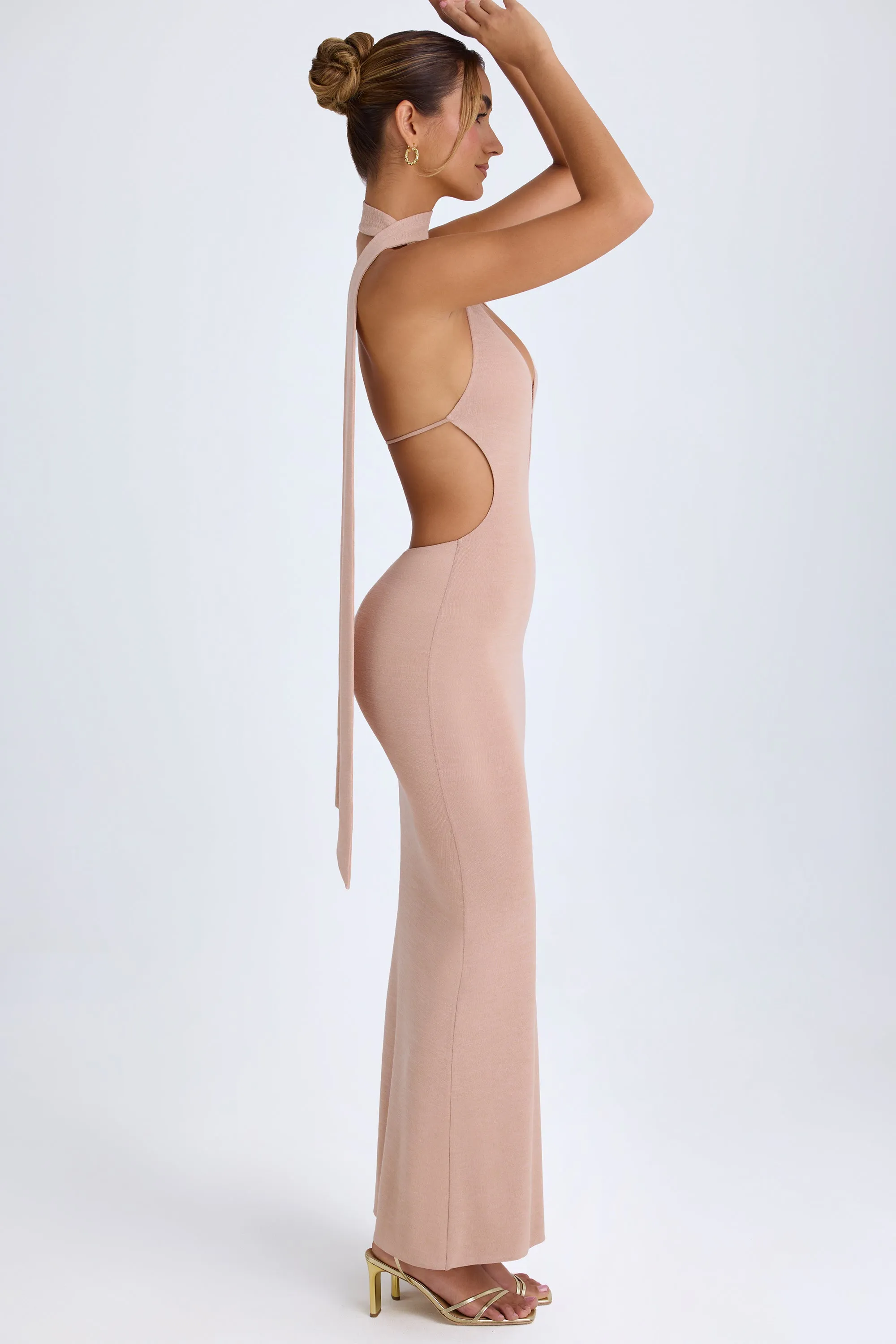 Designed to suit all body types this dress provides a flattering fit for every figure Scarf-Detail Cut-Out Halterneck Maxi Dress in Warm Peach
