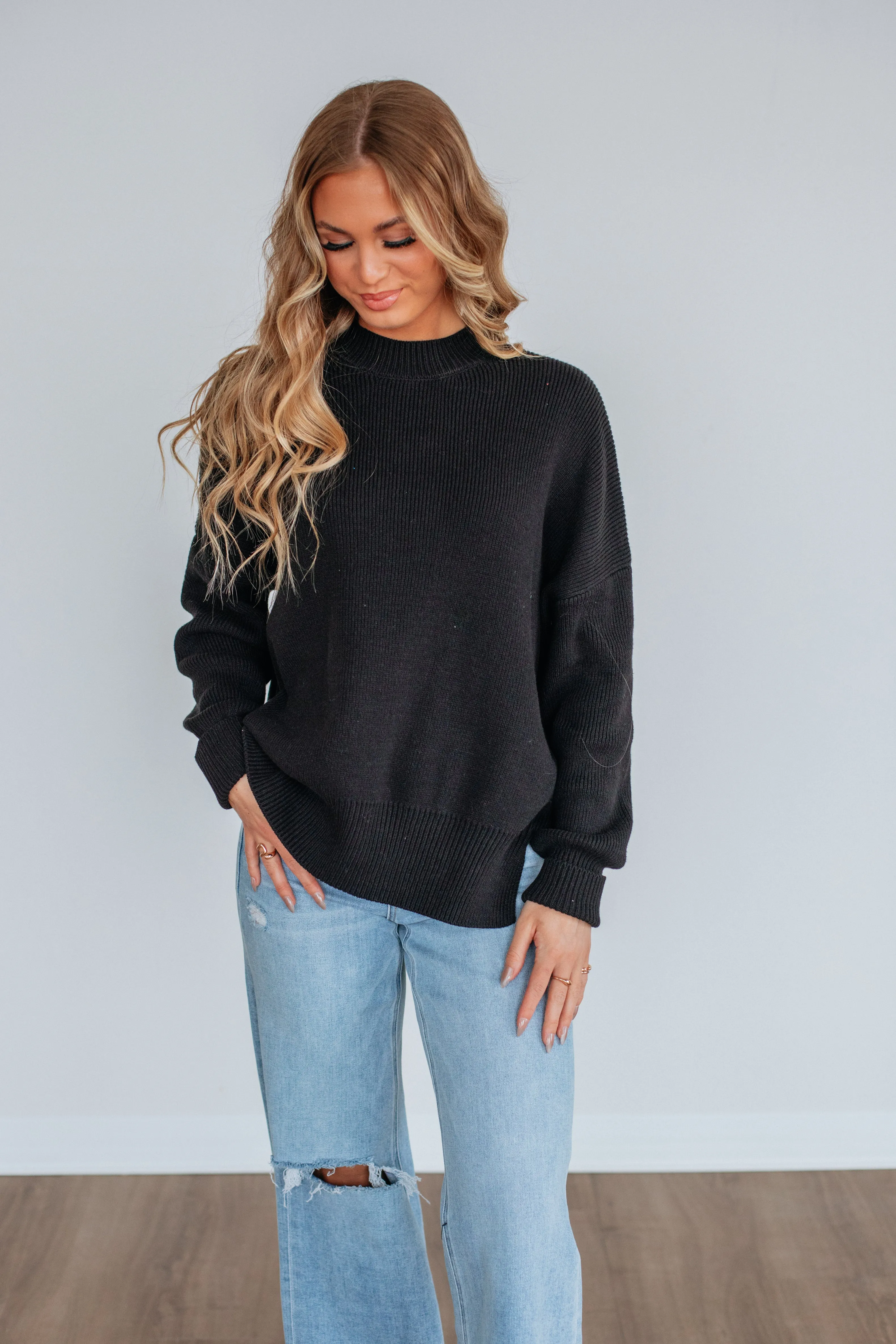 Chelsea Mock Neck Sweater - Black Simple Fashion