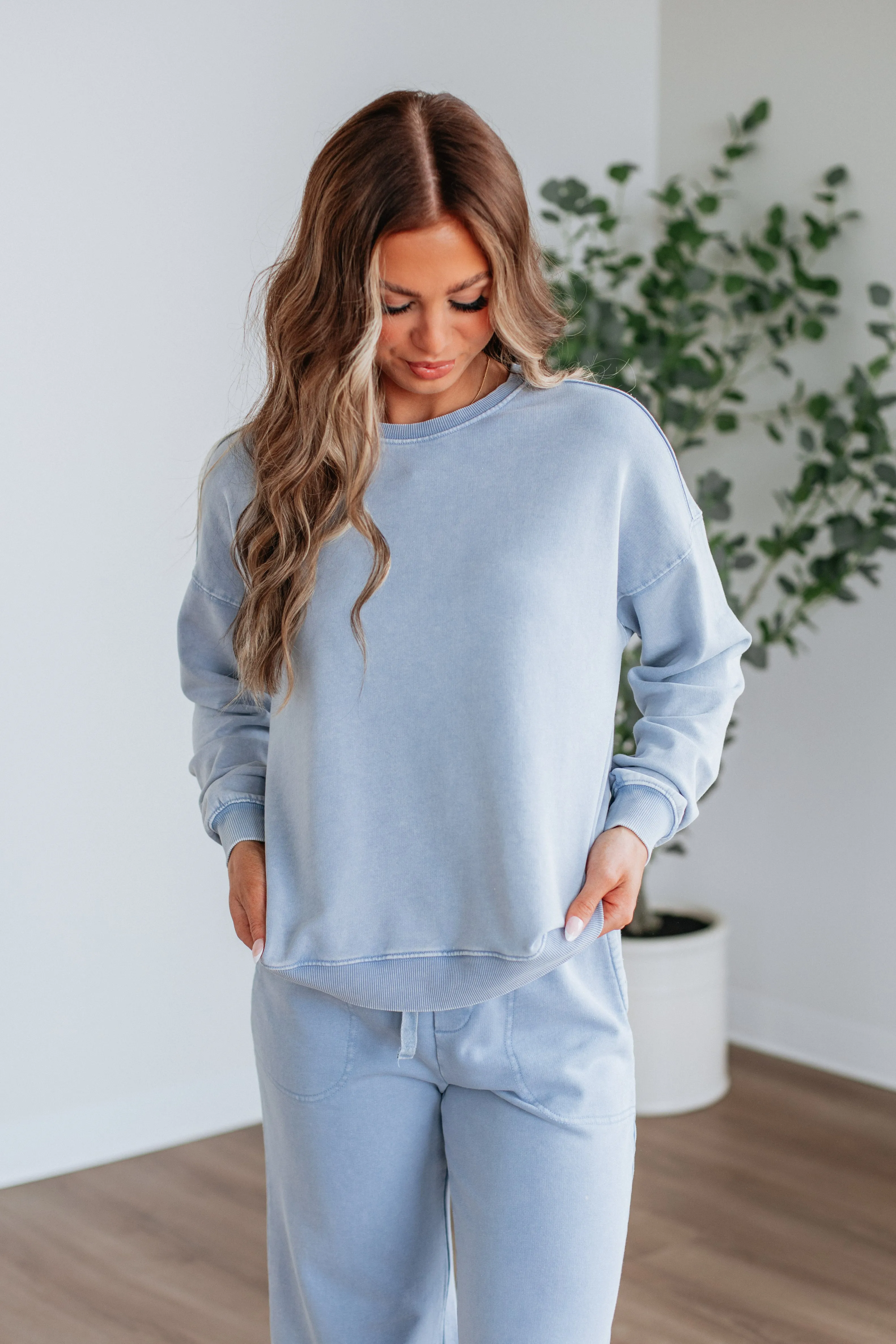 Clear Mind Green Soul Berlin Sweatshirt - Chambray