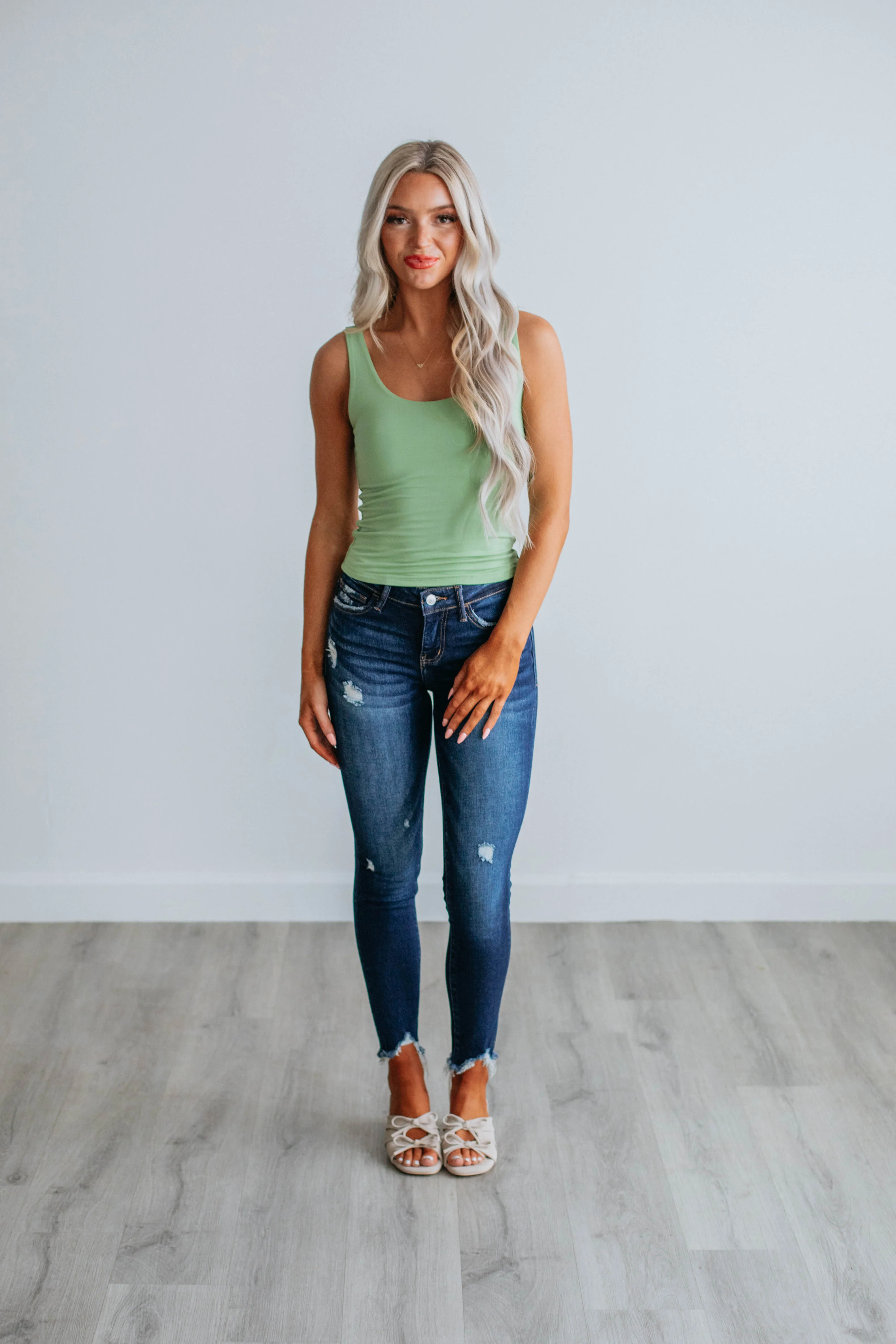 Double Layered Hem Evaluation - based Delta Basic Tank - Sprout