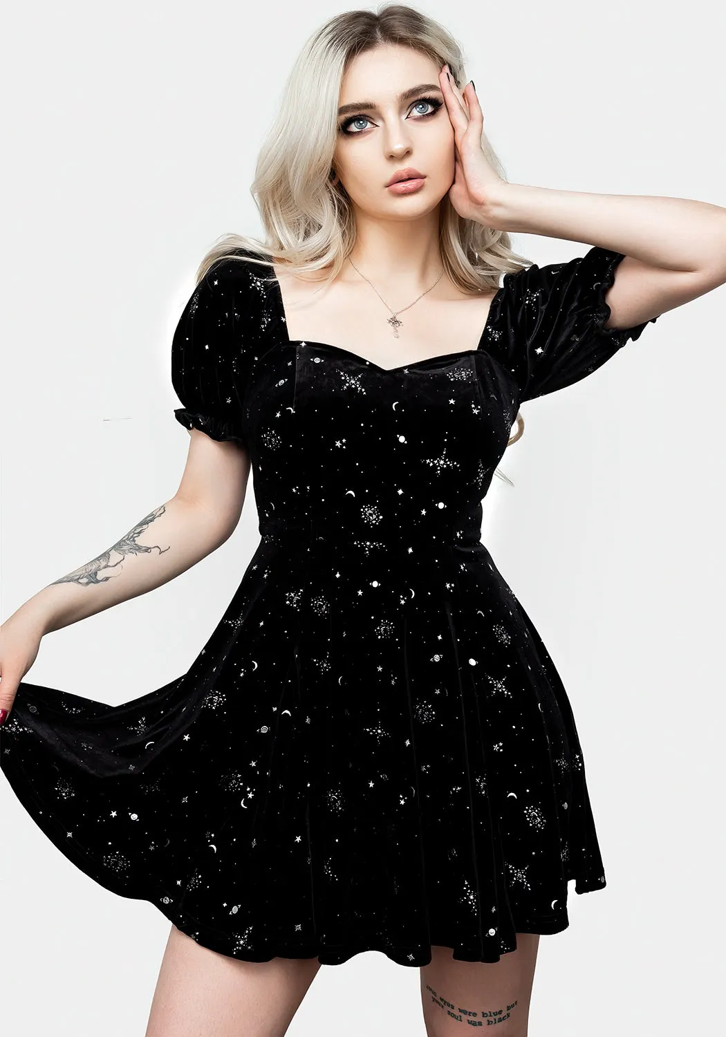 Veniri Corset Mini Dress Weekend Look