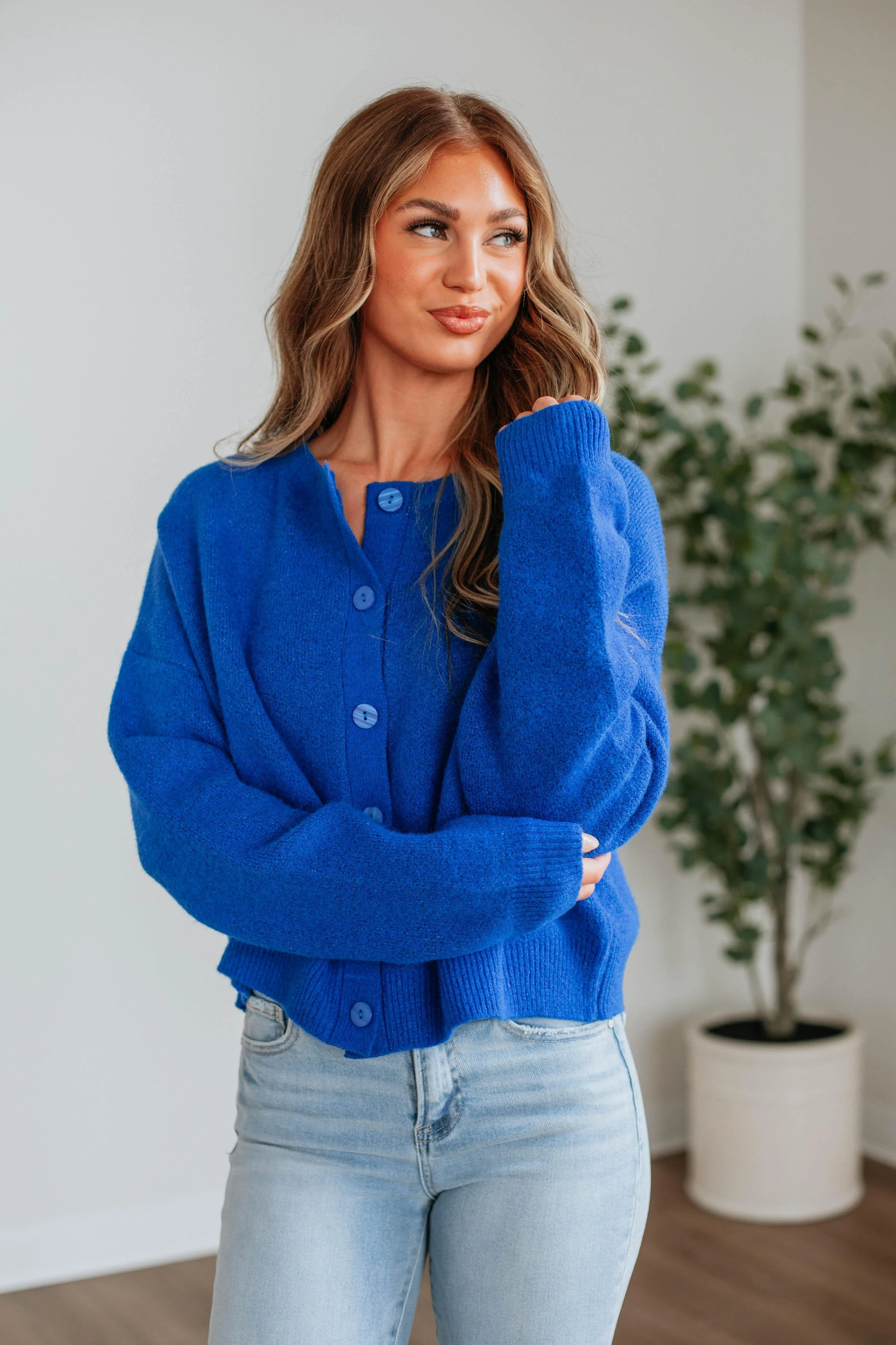 Non Restrictive Armhole Relaxed Outfit Kassi Cardigan - Royal Blue