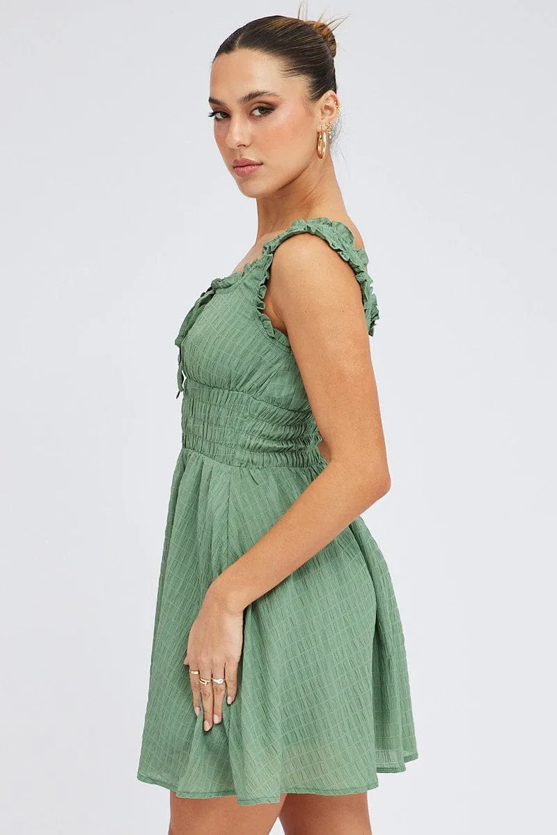 FrictionReducing Lining Green Fit and Flare Dress Sleeveless Waist Shirred