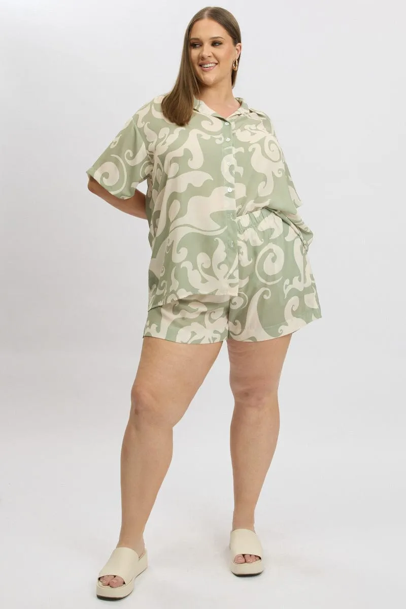 Road Look Formal Tone Green Abstract Elastic Waist Shorts