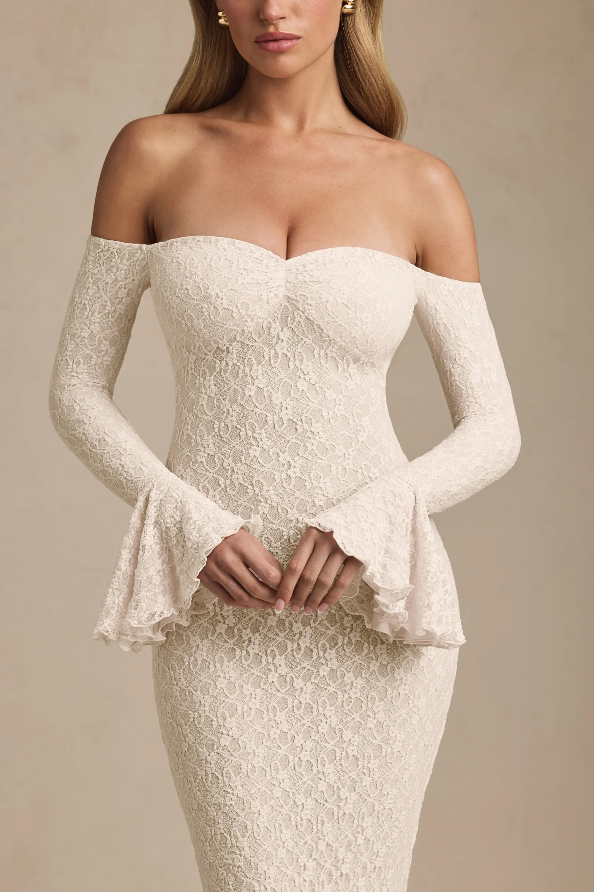 Off-Shoulder Ruffle Lace Maxi Dress in Ivory Gate Arch
