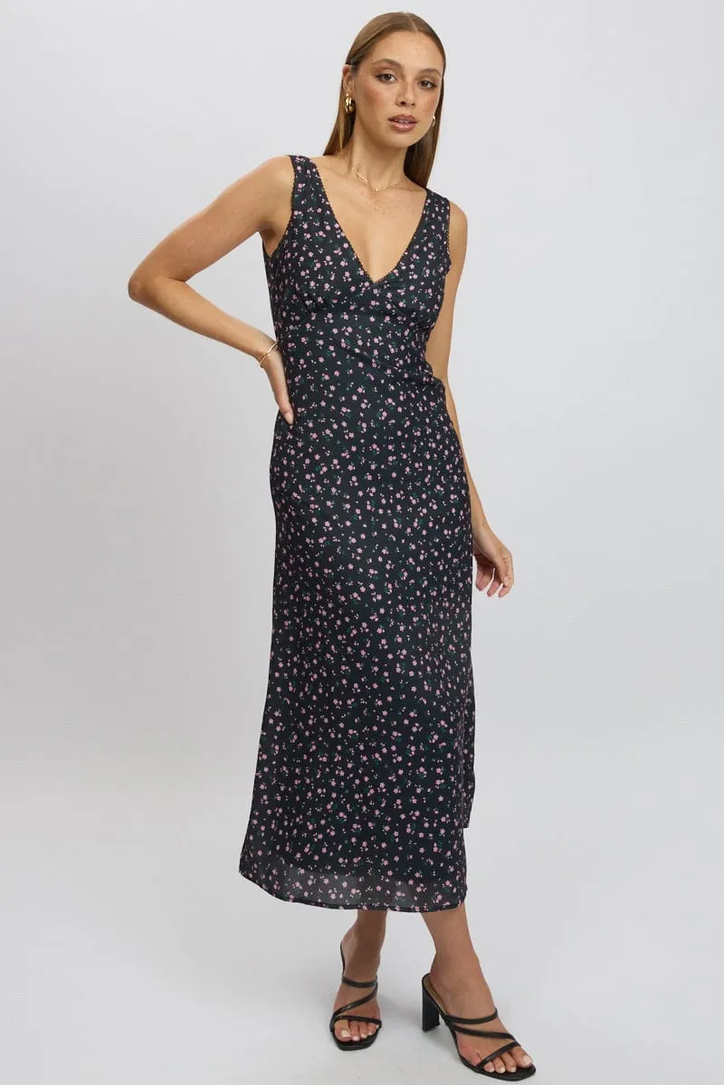 Bronze Tone The flowing design of this dress ensures freedom of movement while looking sophisticated Black Ditsy Maxi Dress V-Neck