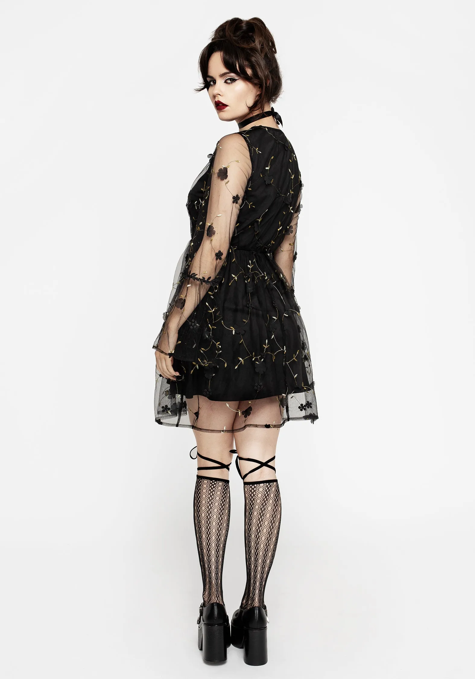 Trendy Vibe Chrysanthi Applique Mini Dress