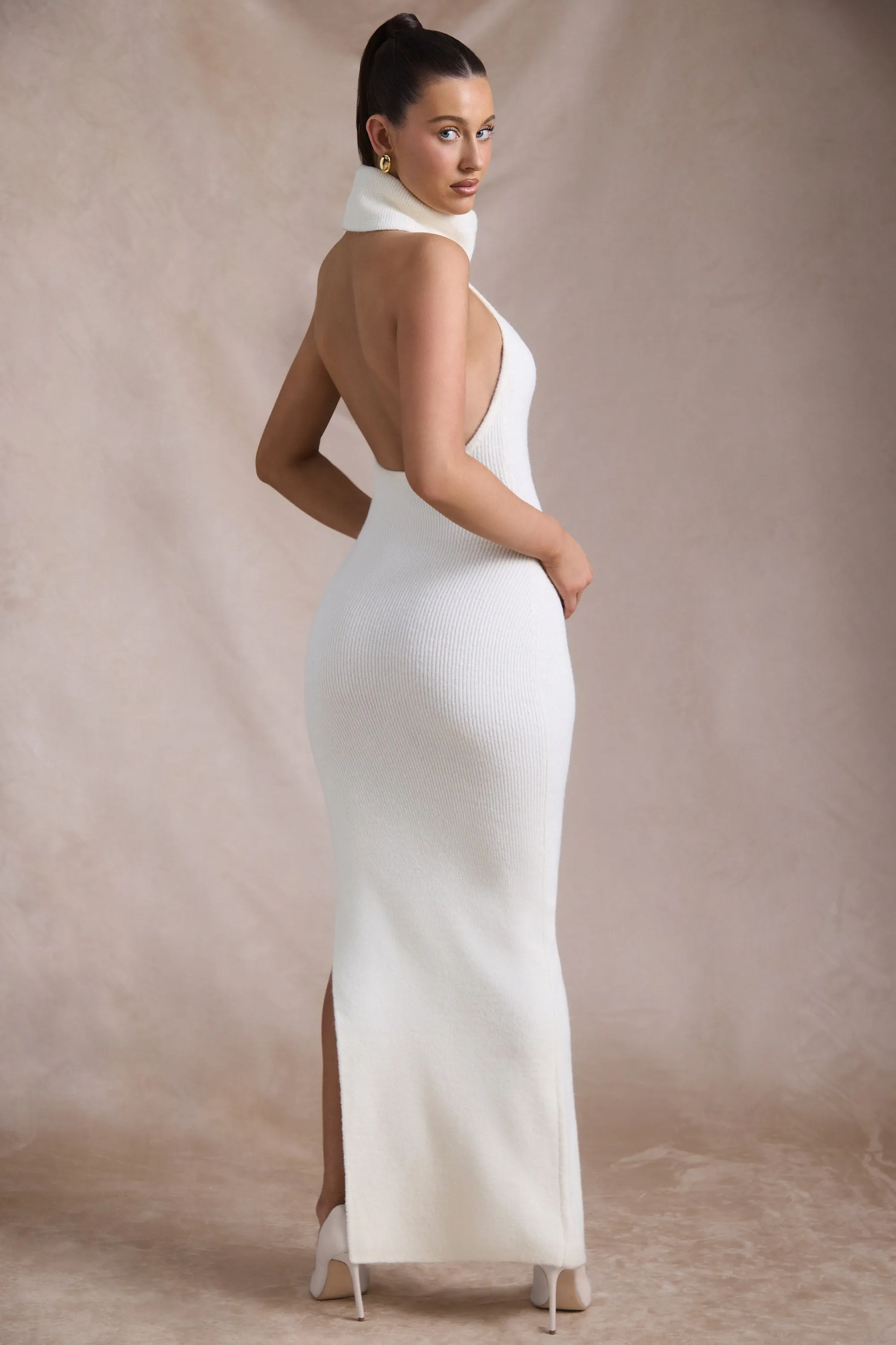 Ribbed-Knit Turtleneck Backless Maxi Dress in Ivory Chambray Glow Twill Smooth