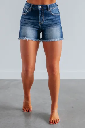 Gabby Risen Shorts - Dark Wash Gloves