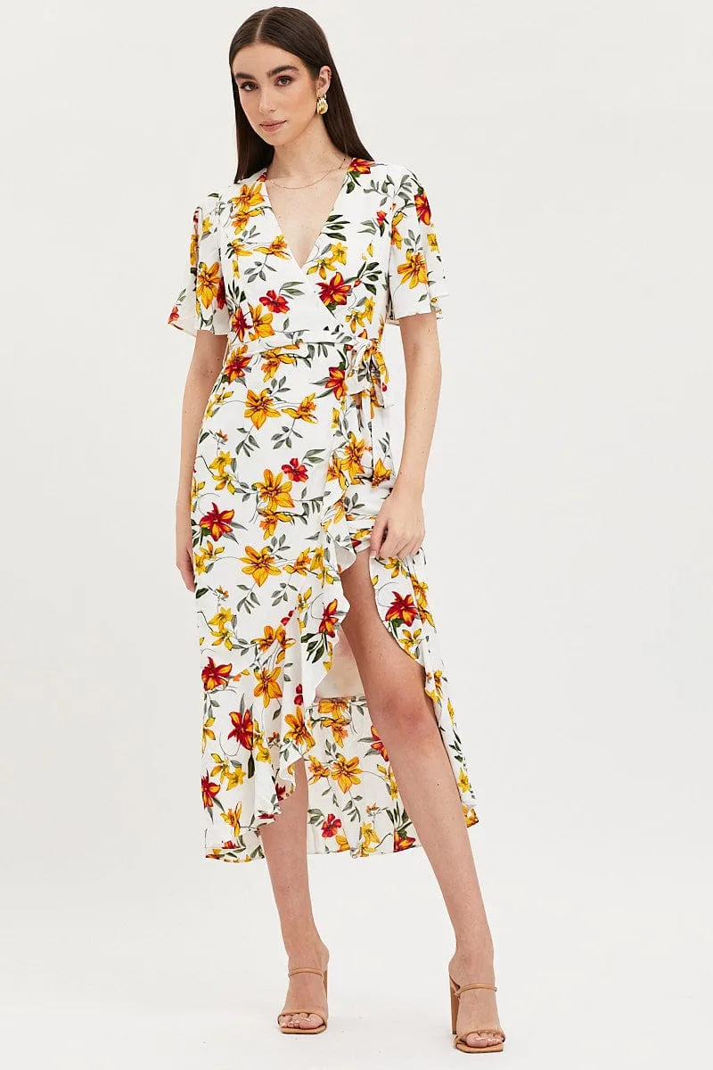 Print Dress Short Sleeve Maxi The maxi length of this dress provides full coverage while still maintaining a lightweight feel