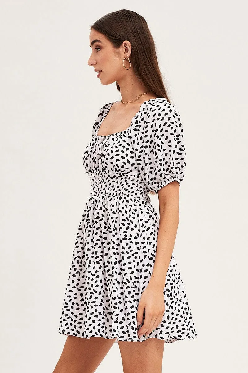 NonRestrictive Cut Print Puff Sleeve Skater Dress