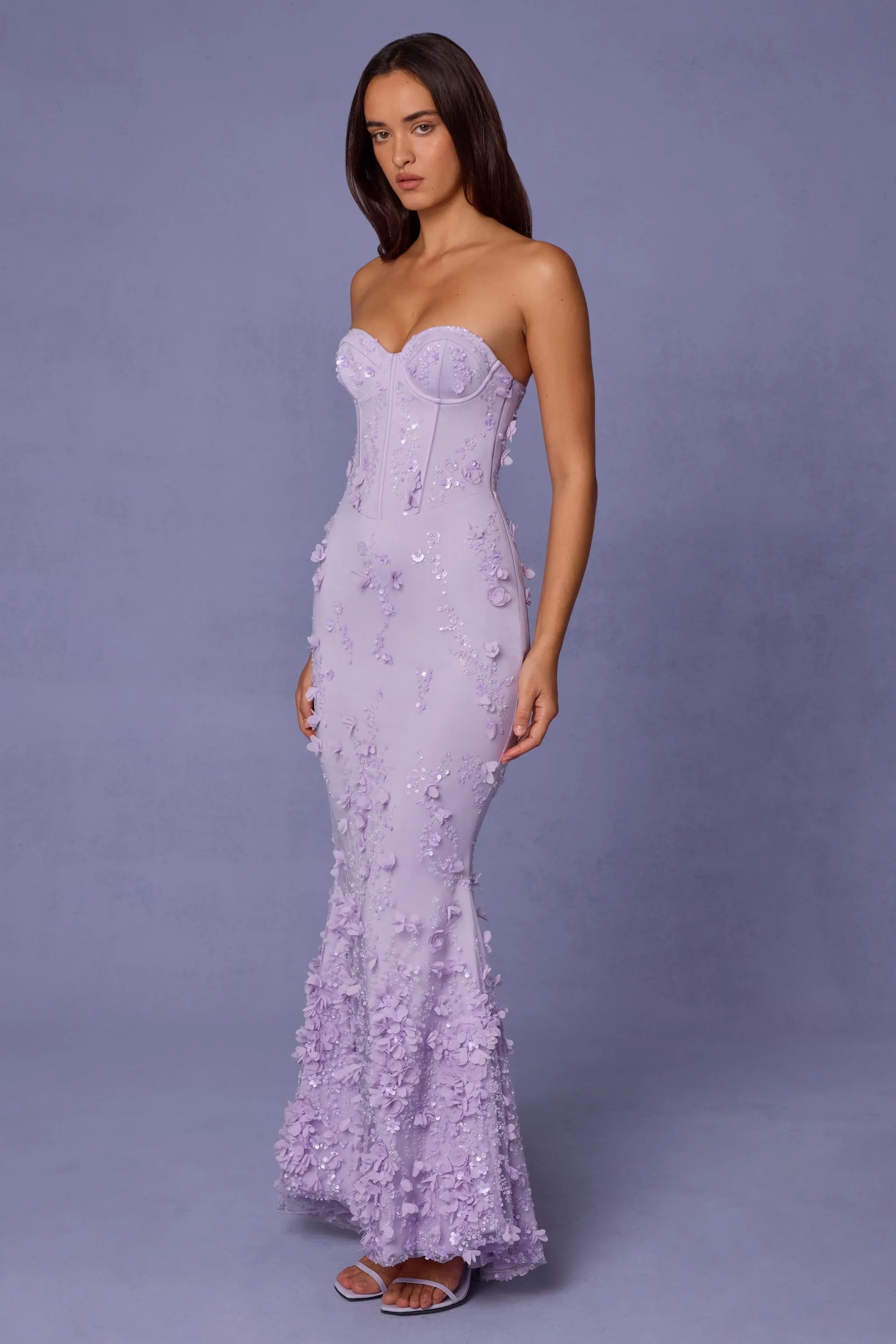 Lace-Up Corset Maxi Dress in Lilac Beautiful floor-skimming dress Platinum Shine