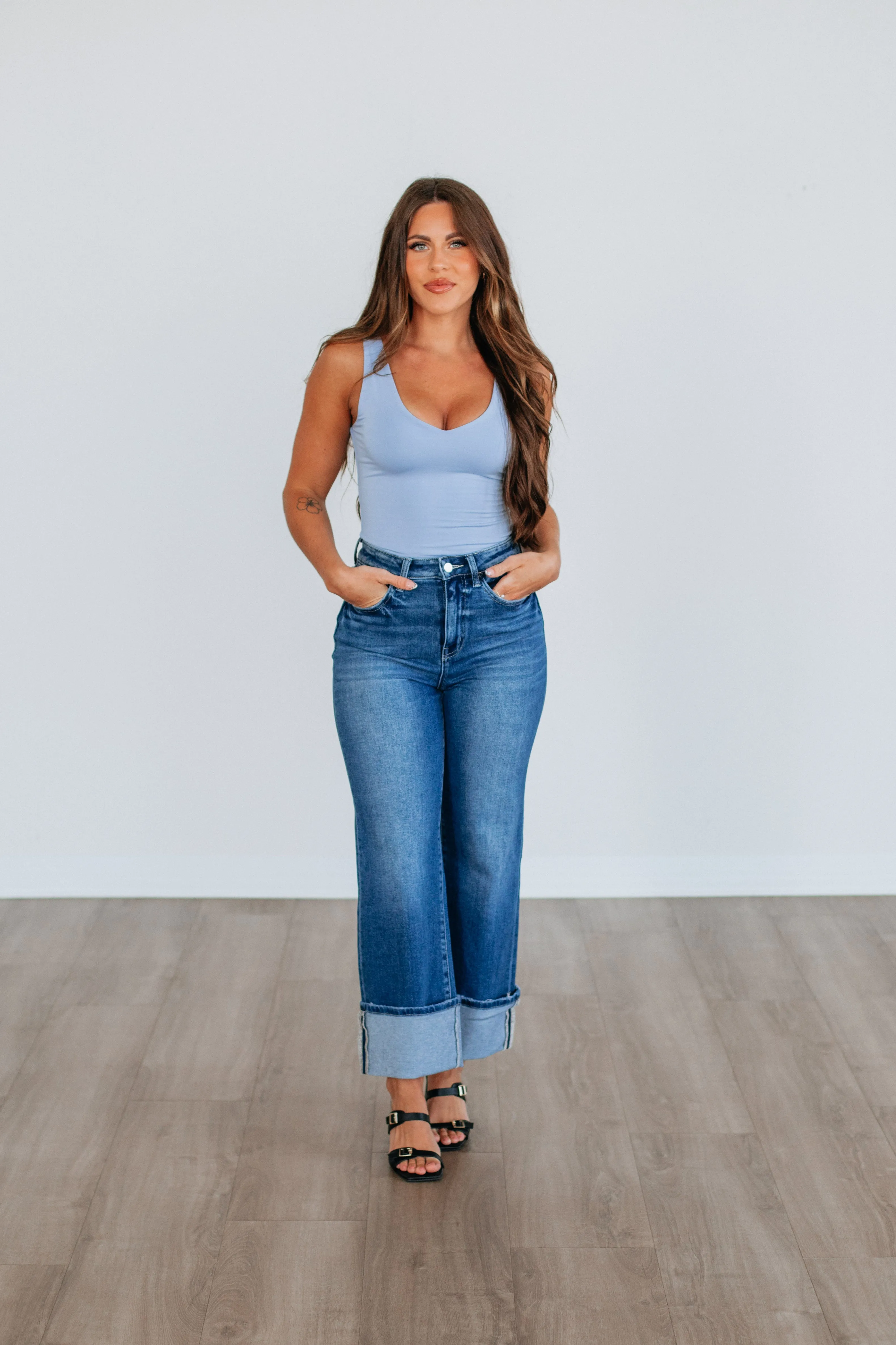 Rio Basic Tank - Chambray global market Anatomical Seam Placement