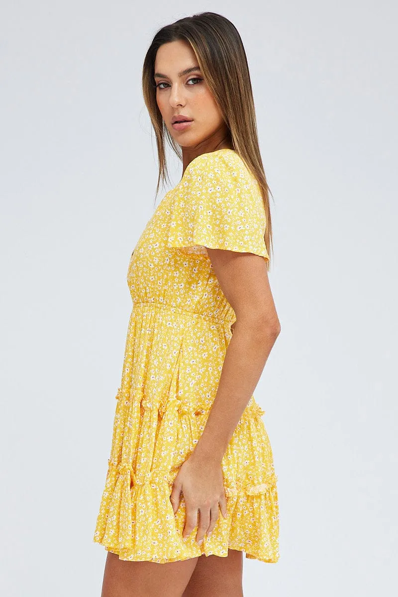 Summer Wear Sharp Look Yellow Ditsy Fit And Flare Dress Short Sleeve Mini
