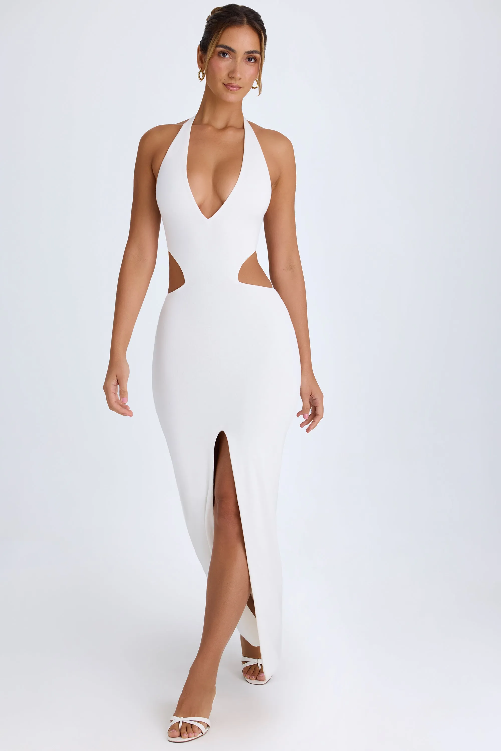 Simple yet chic long dress Cut-Out Halterneck Maxi Dress in White