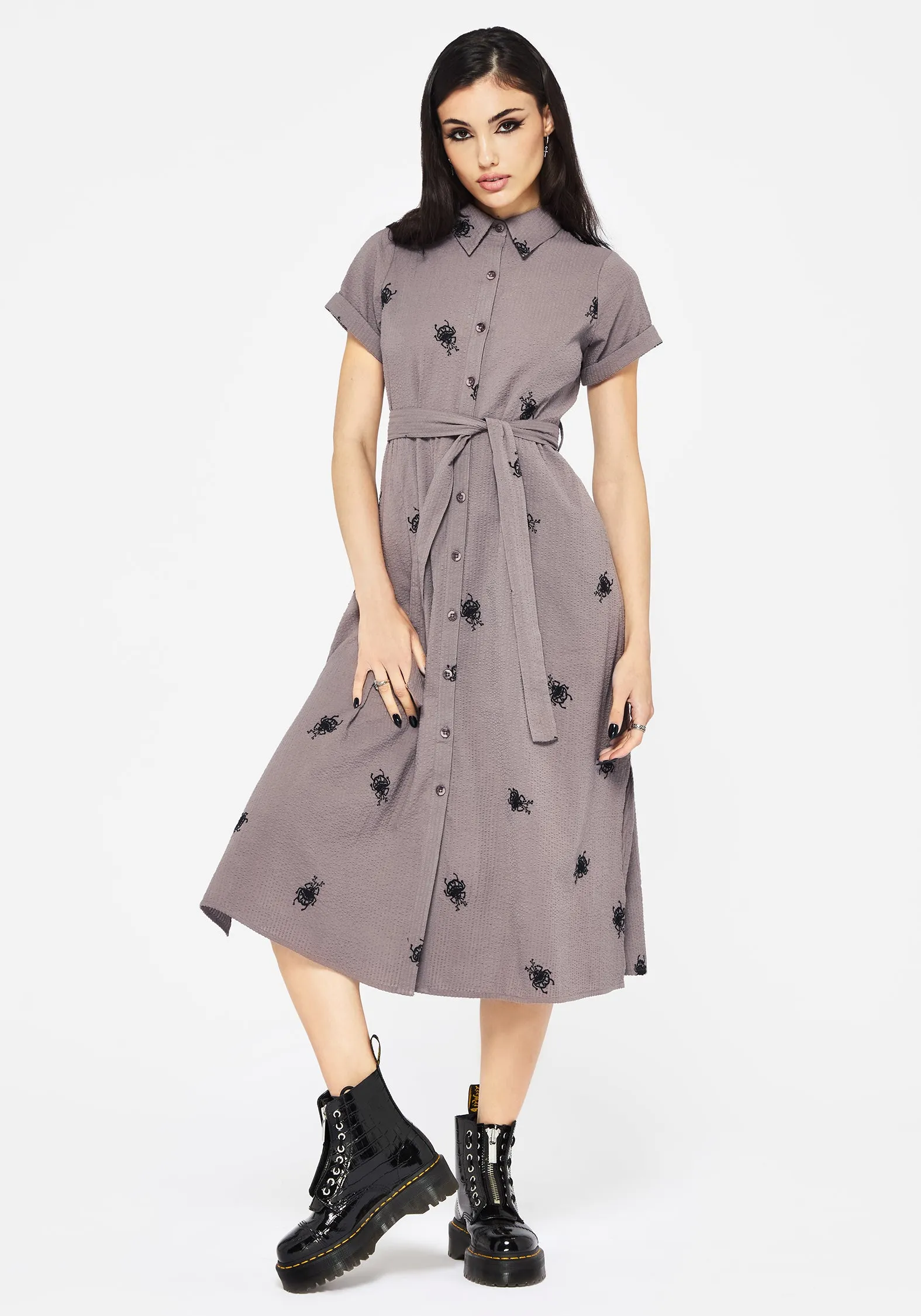 Perfect Shape City Sleek Stag Beetle Embroidered Midi Shirt Dress