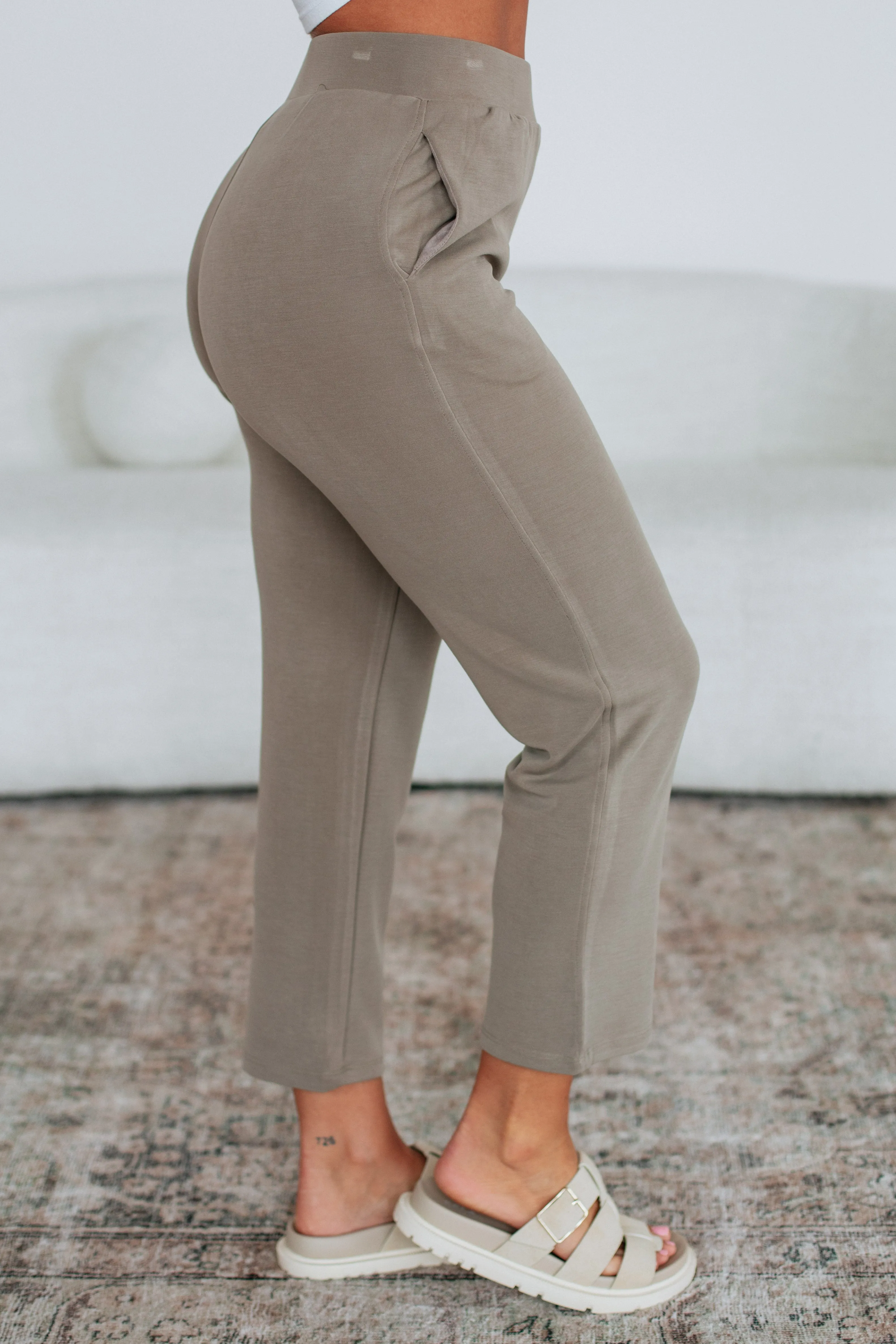 Sylvia Lounge Pants - Mushroom Dynamic Fit