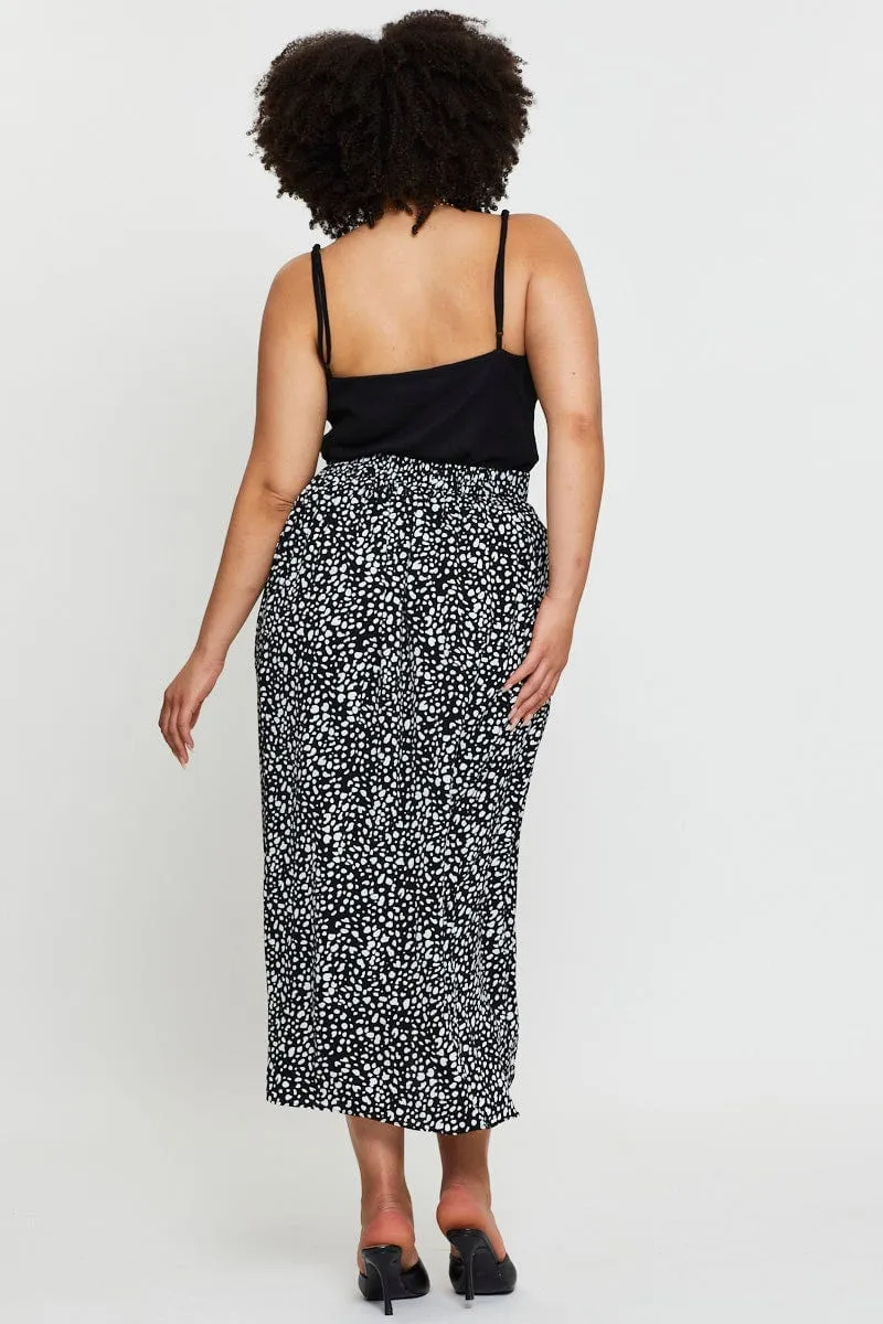 Clean Aesthetic Front Slit Geo Print Midi Skirt Ruchedd
