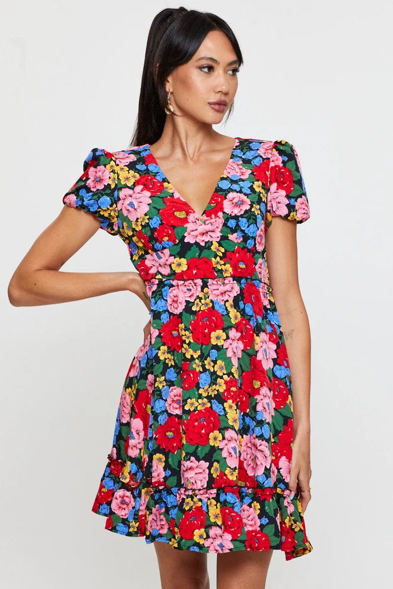 NonRestrictive Cut Print Fit And Flare Dress Short Sleeve V Neck