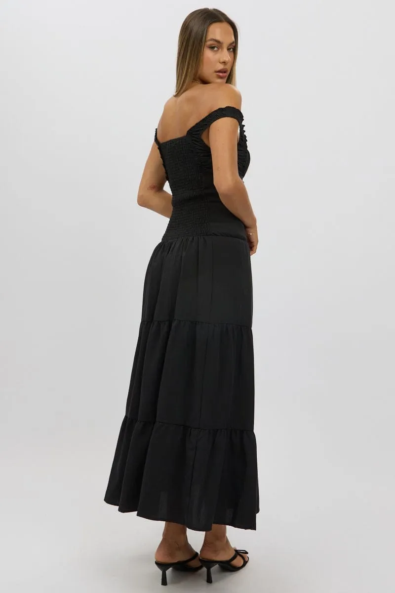 Black Maxi Dress Drop Waist This dress features a classic design that works well for both day and night wear