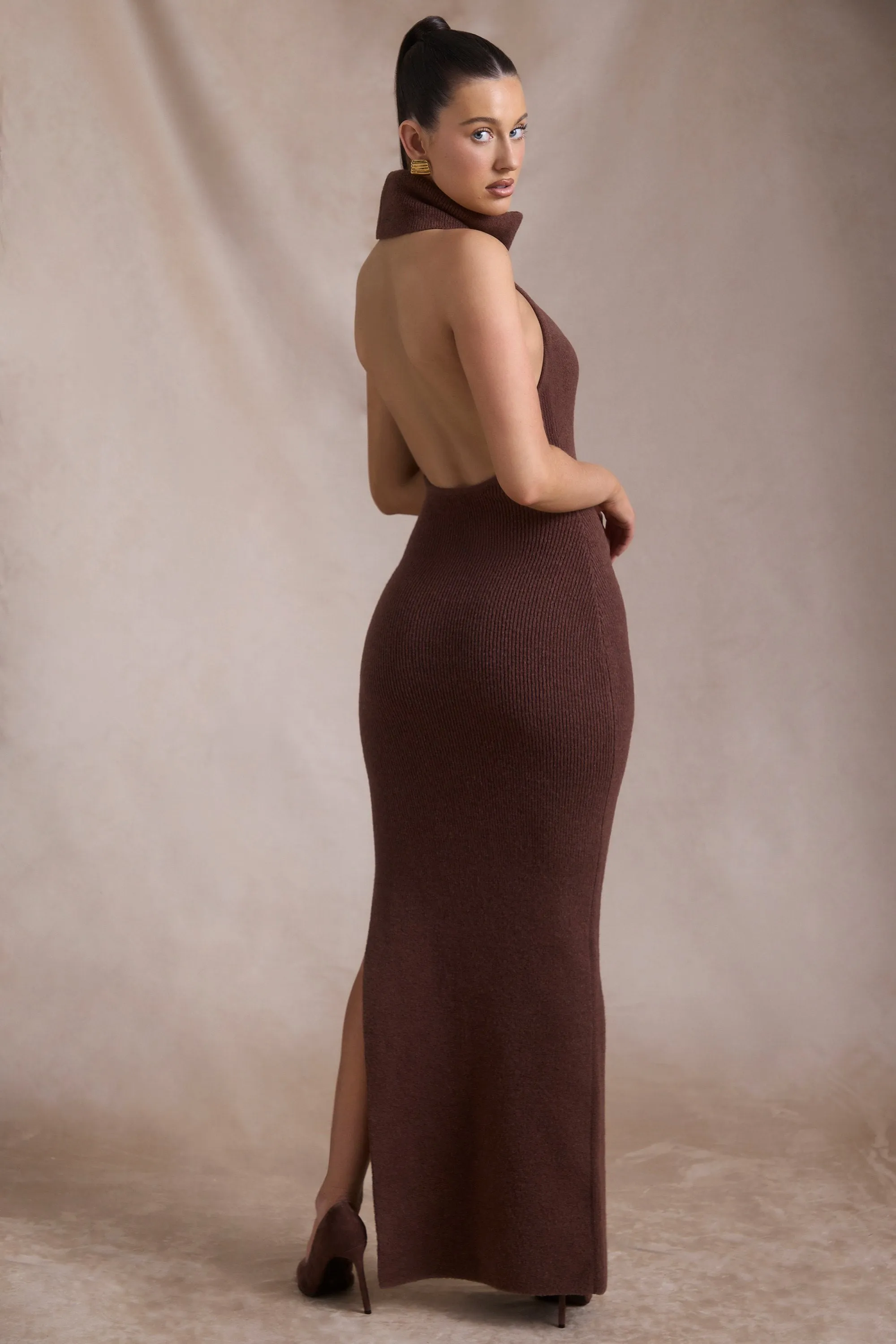 The elegant design of this maxi dress adds a refined touch to your wardrobe without being overly complicated Beautiful event maxi Ribbed-Knit Turtleneck Backless Maxi Dress in Espresso