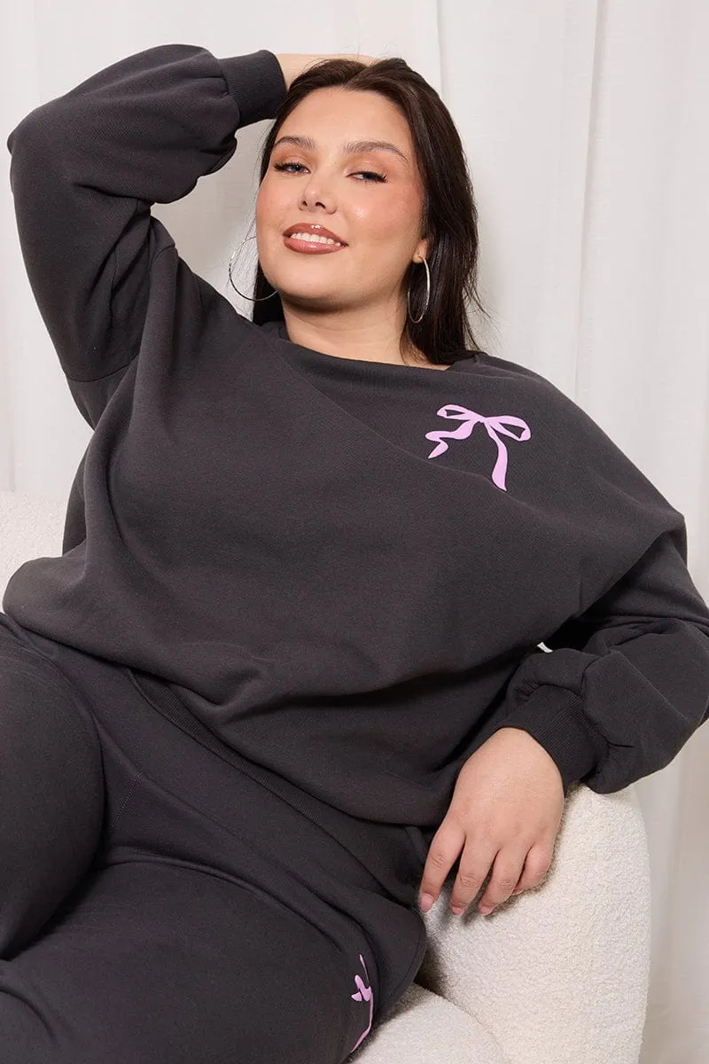 Grey Sweatshirt Long Sleeve Crew Neck Fitted Shape winter warmth