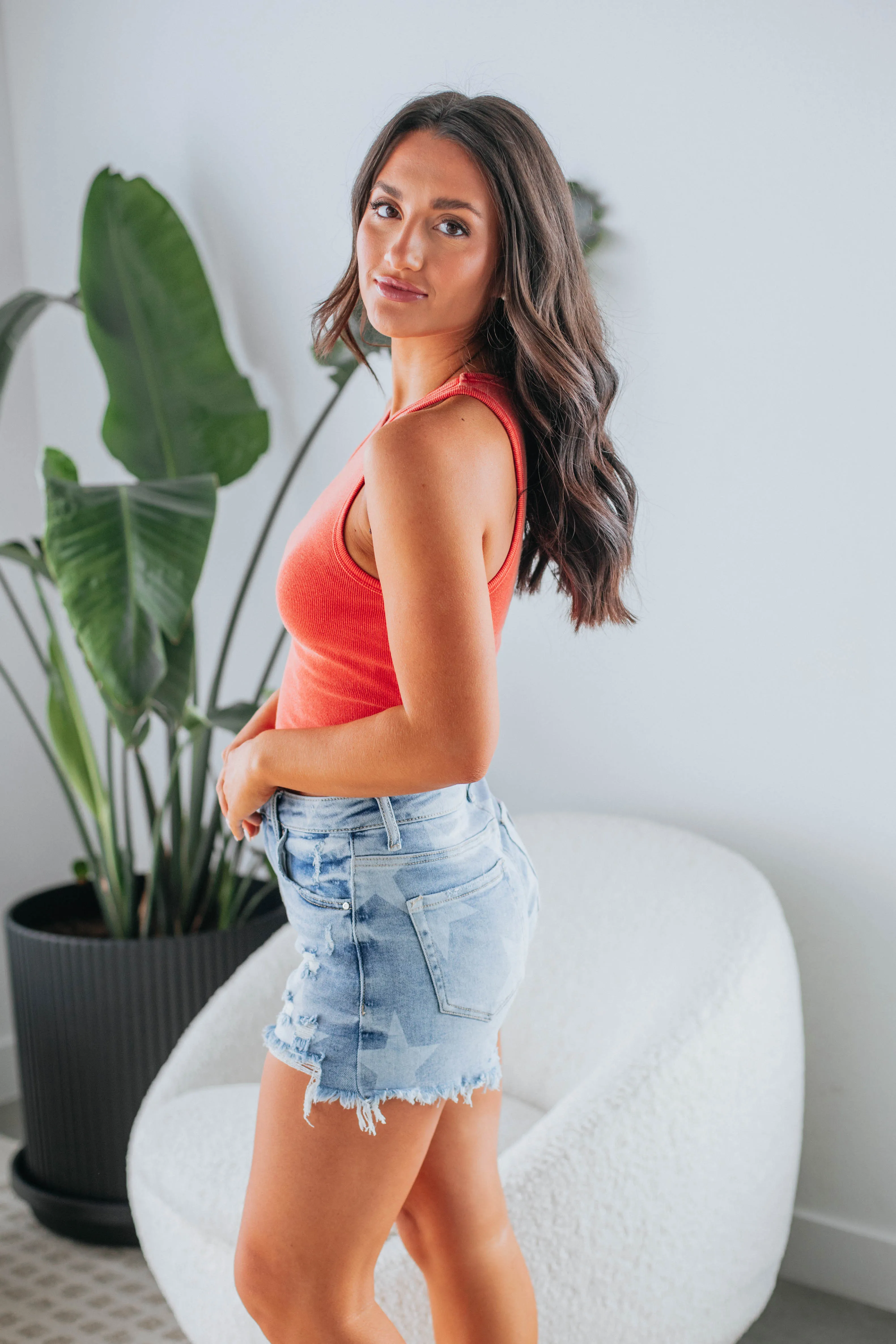 Flexible Neckline temperature regulation Julian Ribbed Tank - Tomato
