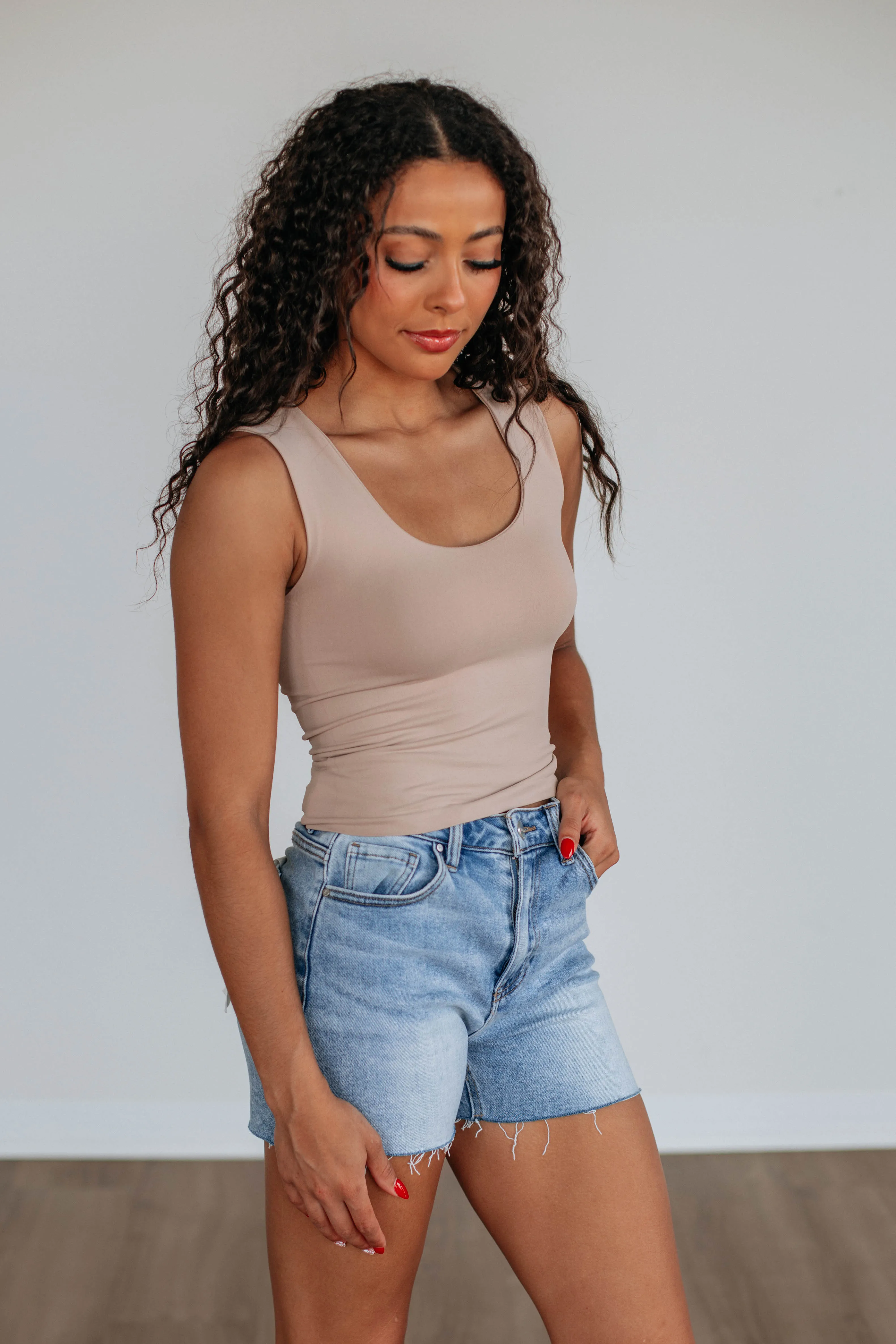 Jetson Seamless Tank - Sand High Edge Durability low - visibility