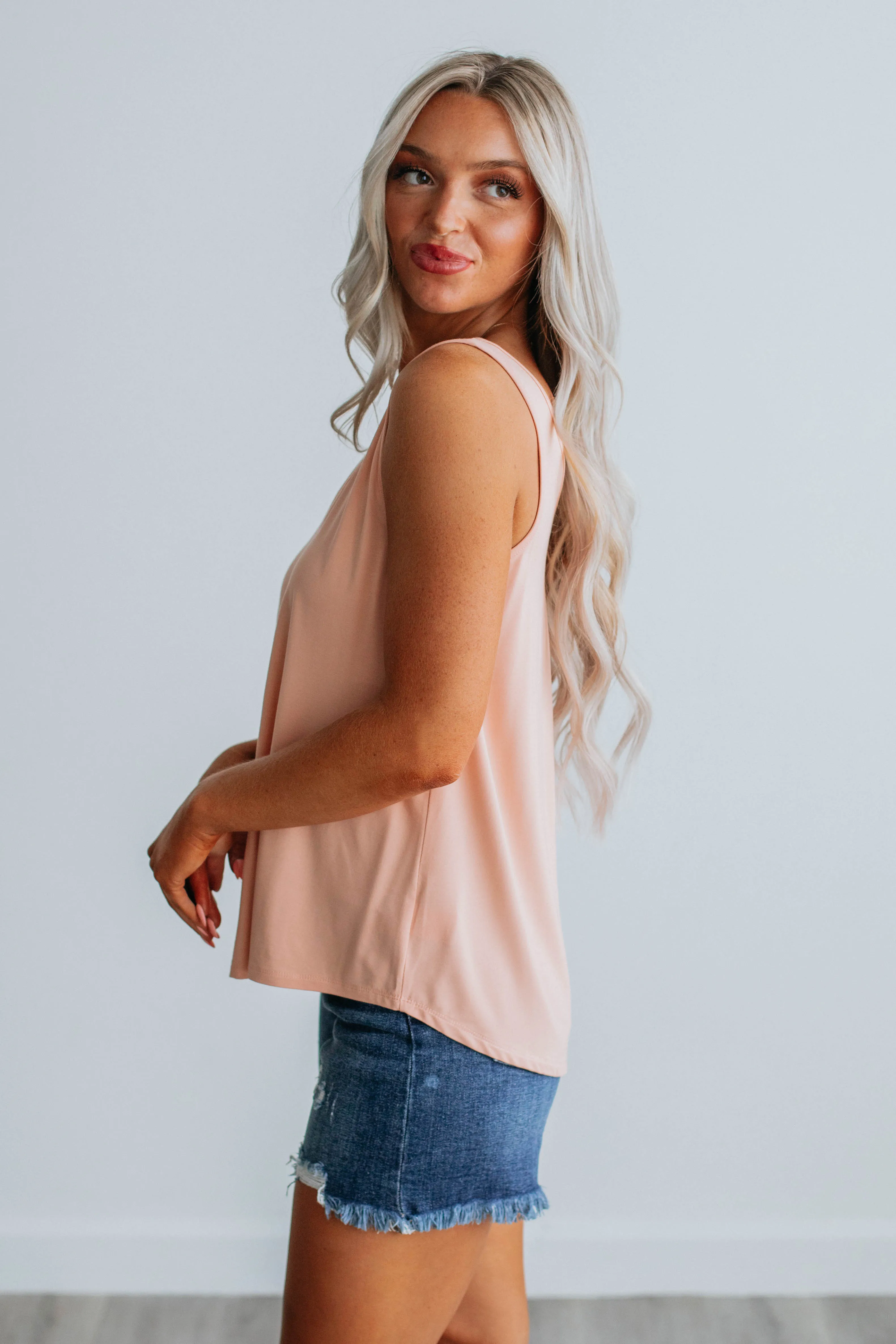Linley Basic Tank - Peach Reinforced Stitching