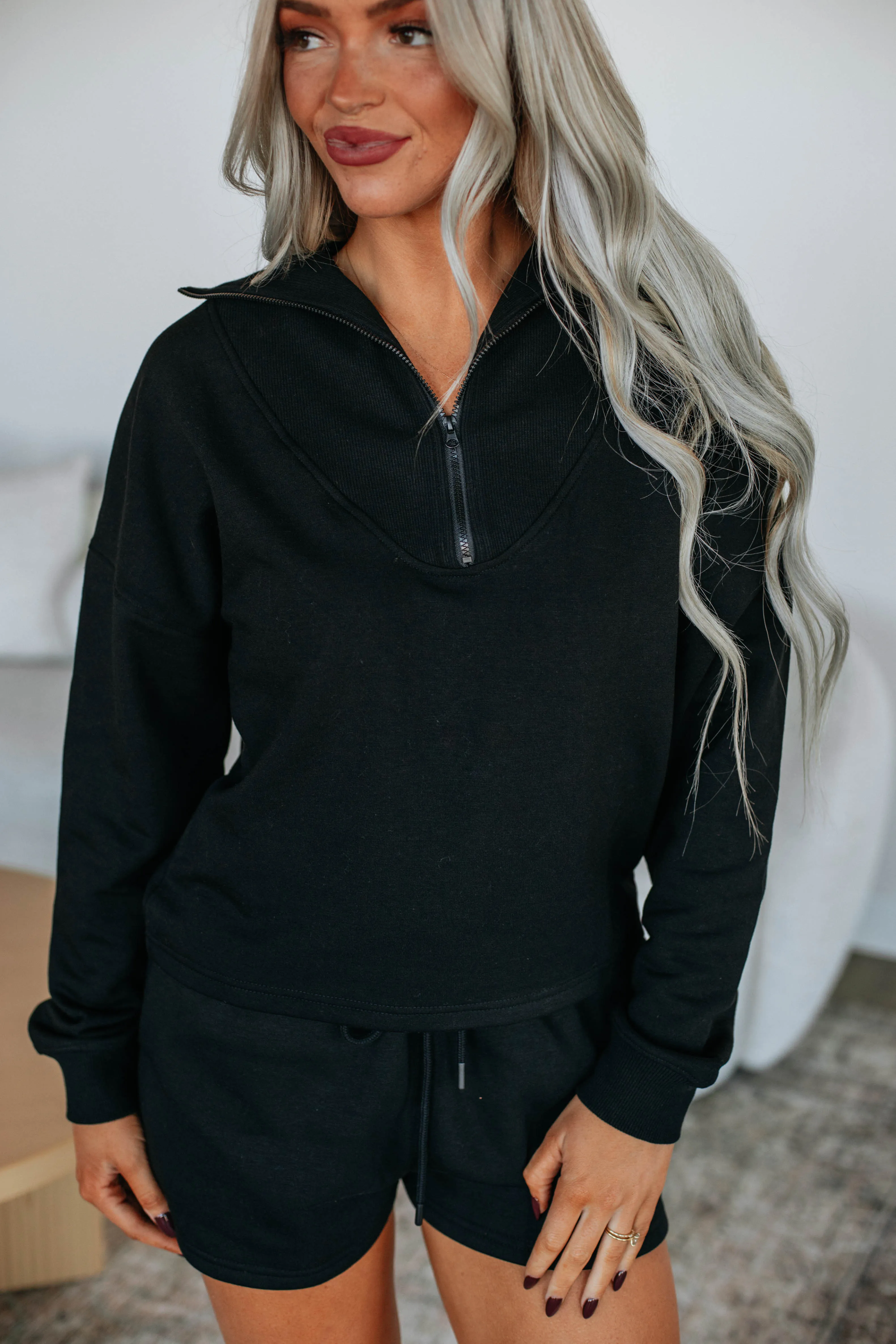 Tova Half-Zip Pullover - Black Luxury Mood