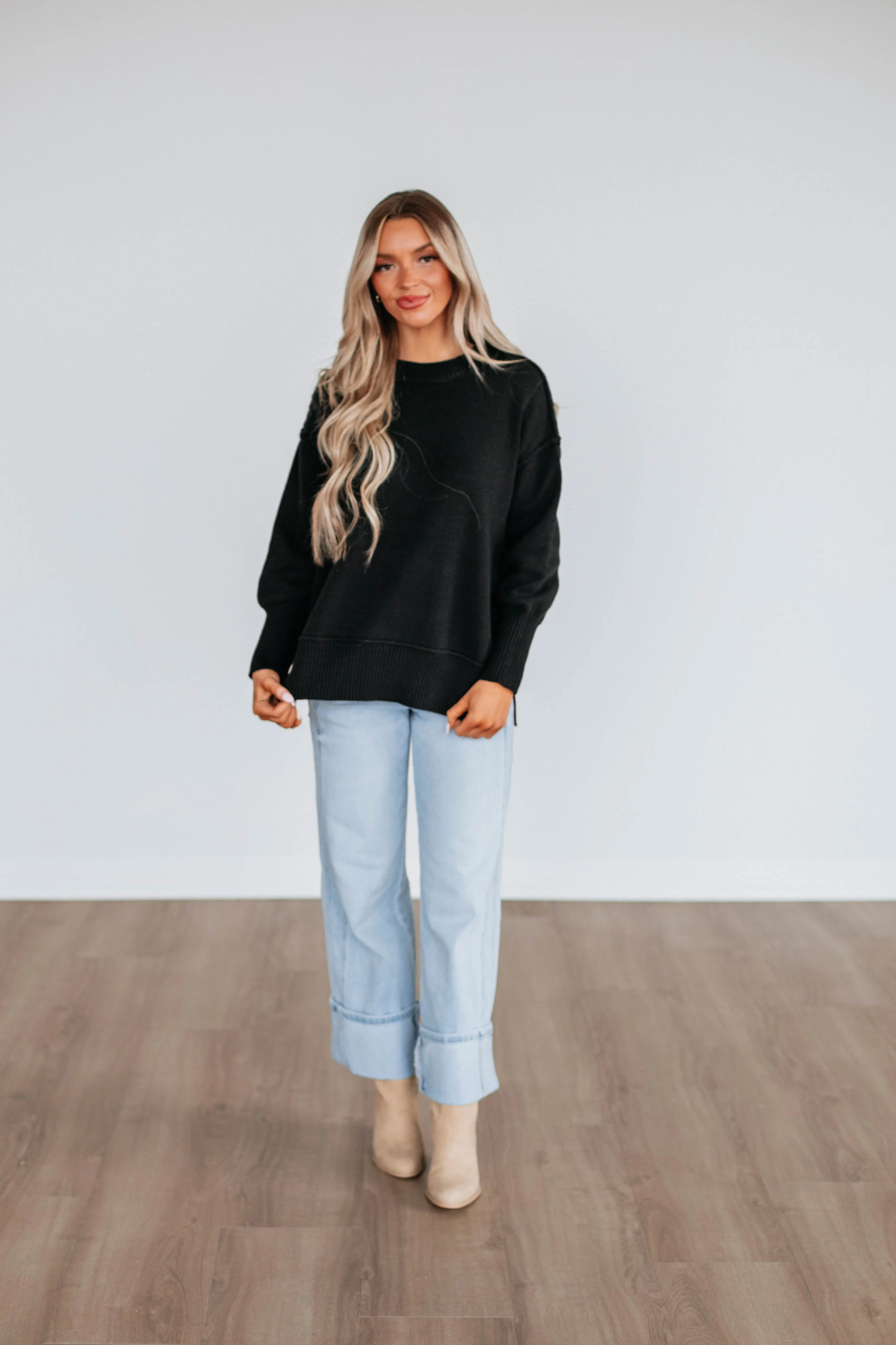 Warm Wardrobe Odelia Oversized Sweater - Black