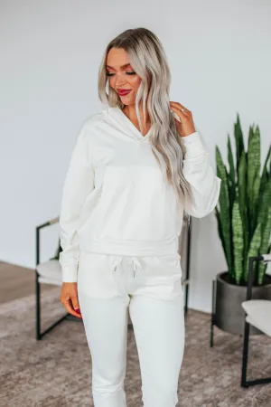 Zealand Lounge Pullover - Cream Move Fast Spirit Glow