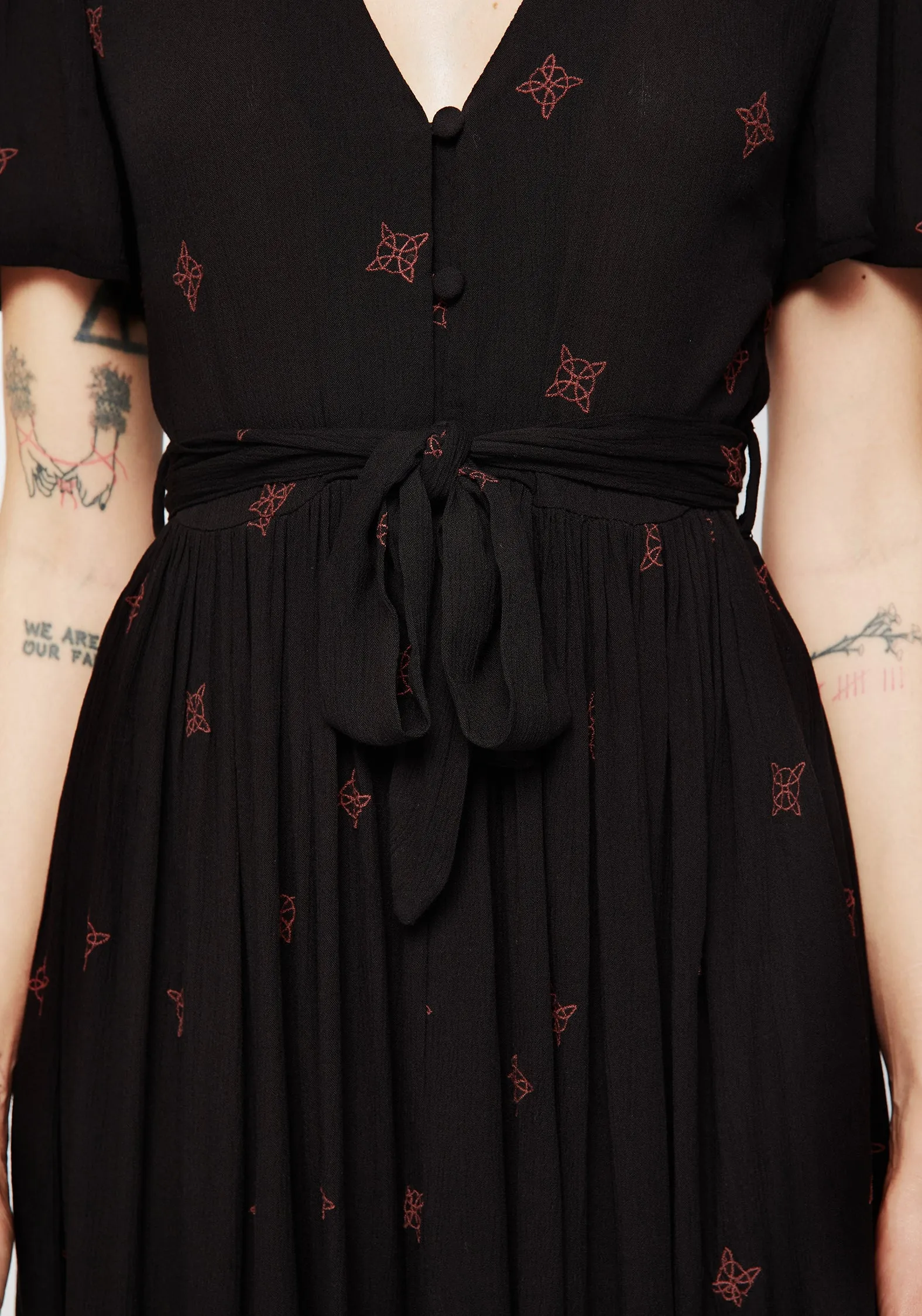 Ocean Breeze Grand Entry Sublime Witches Knot Embroidered Button Up Midi Dress