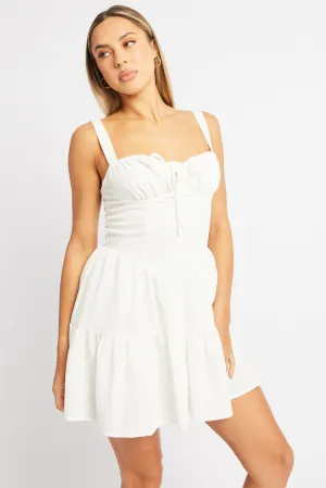 Bold color mini Pose Queen White Fit And Flare Dress Mini