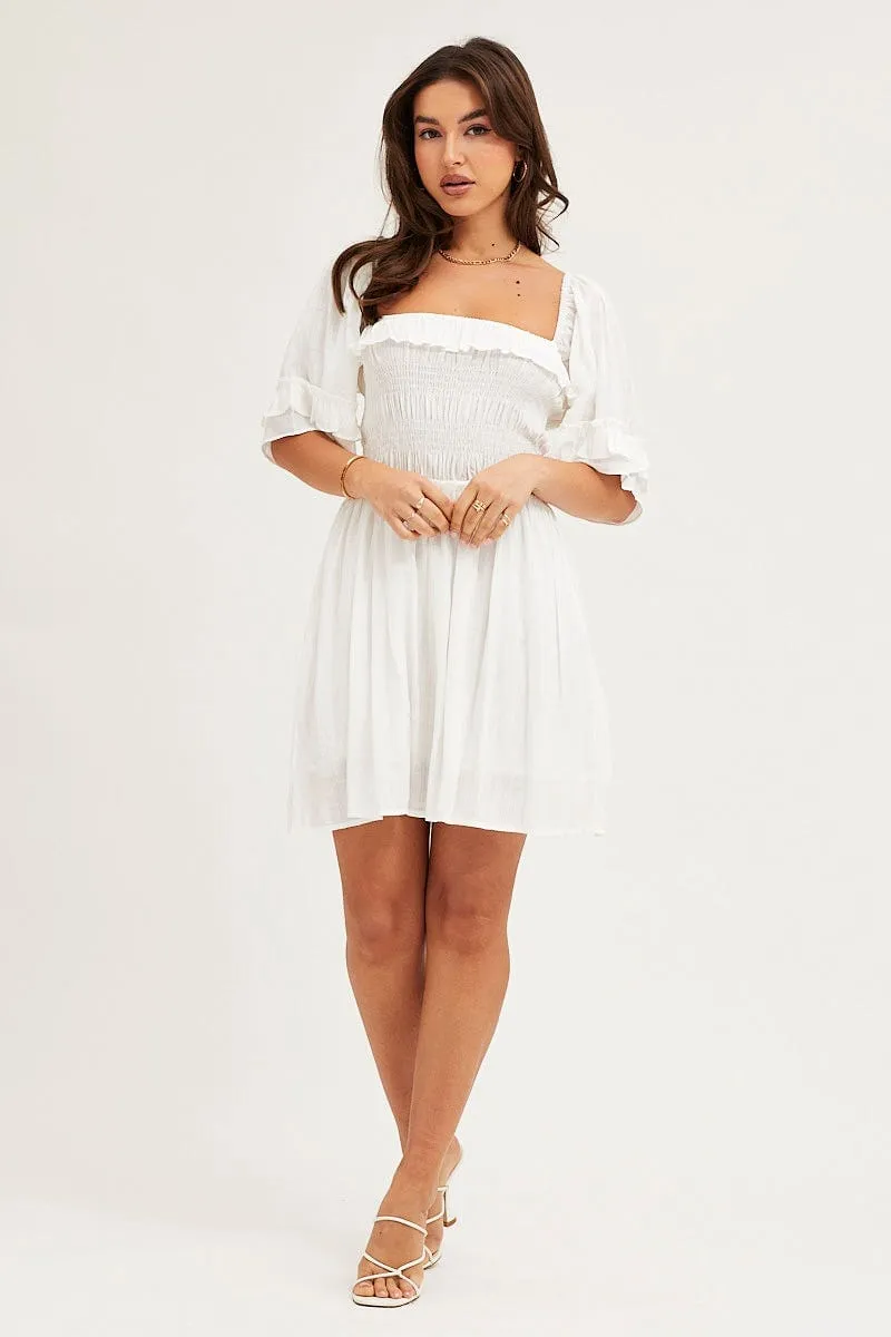 White Mini Dress Short Sleeve Chic dress for outings
