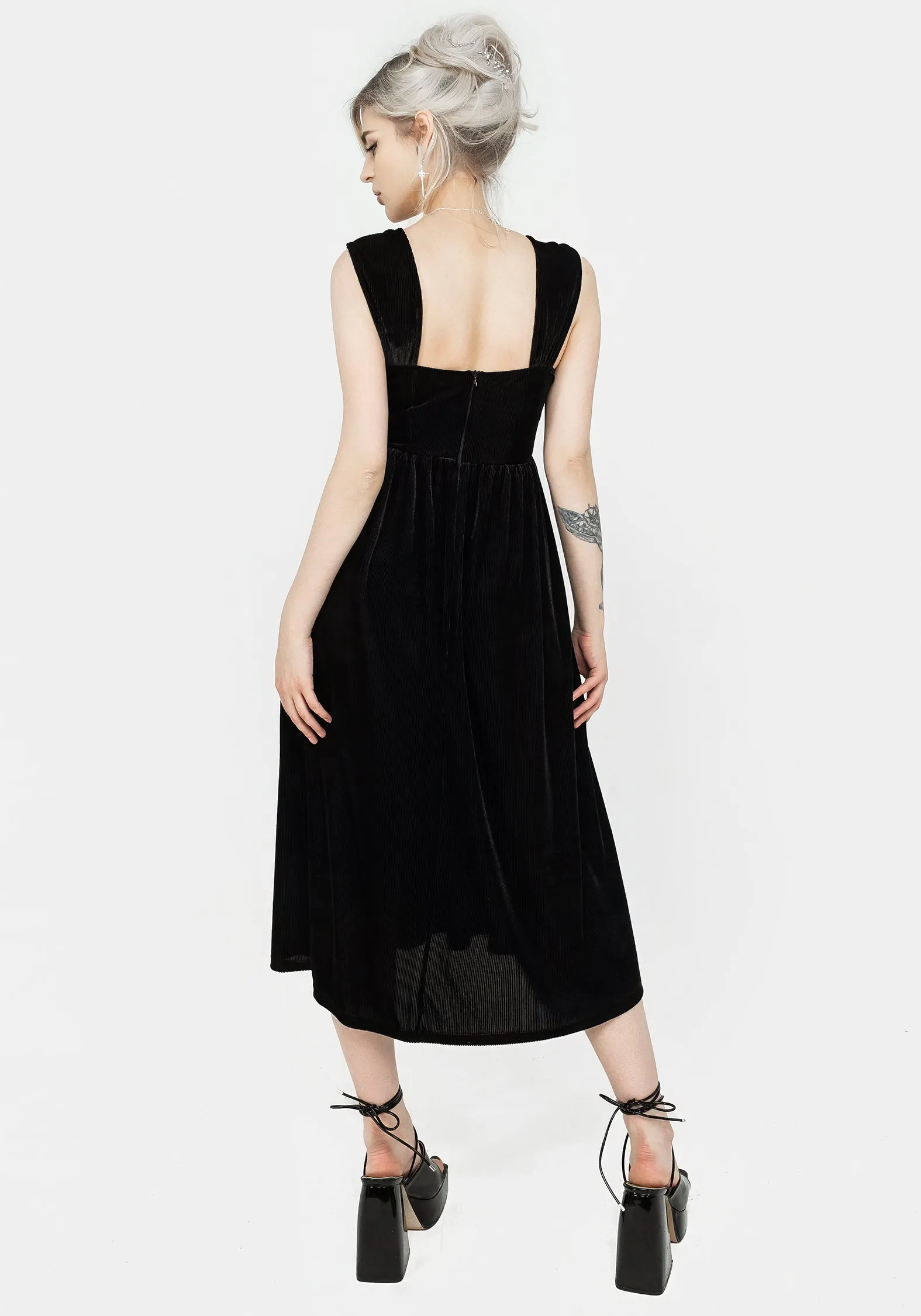 Jade Glow laid-back style Heartless Zip Front Midi Dress