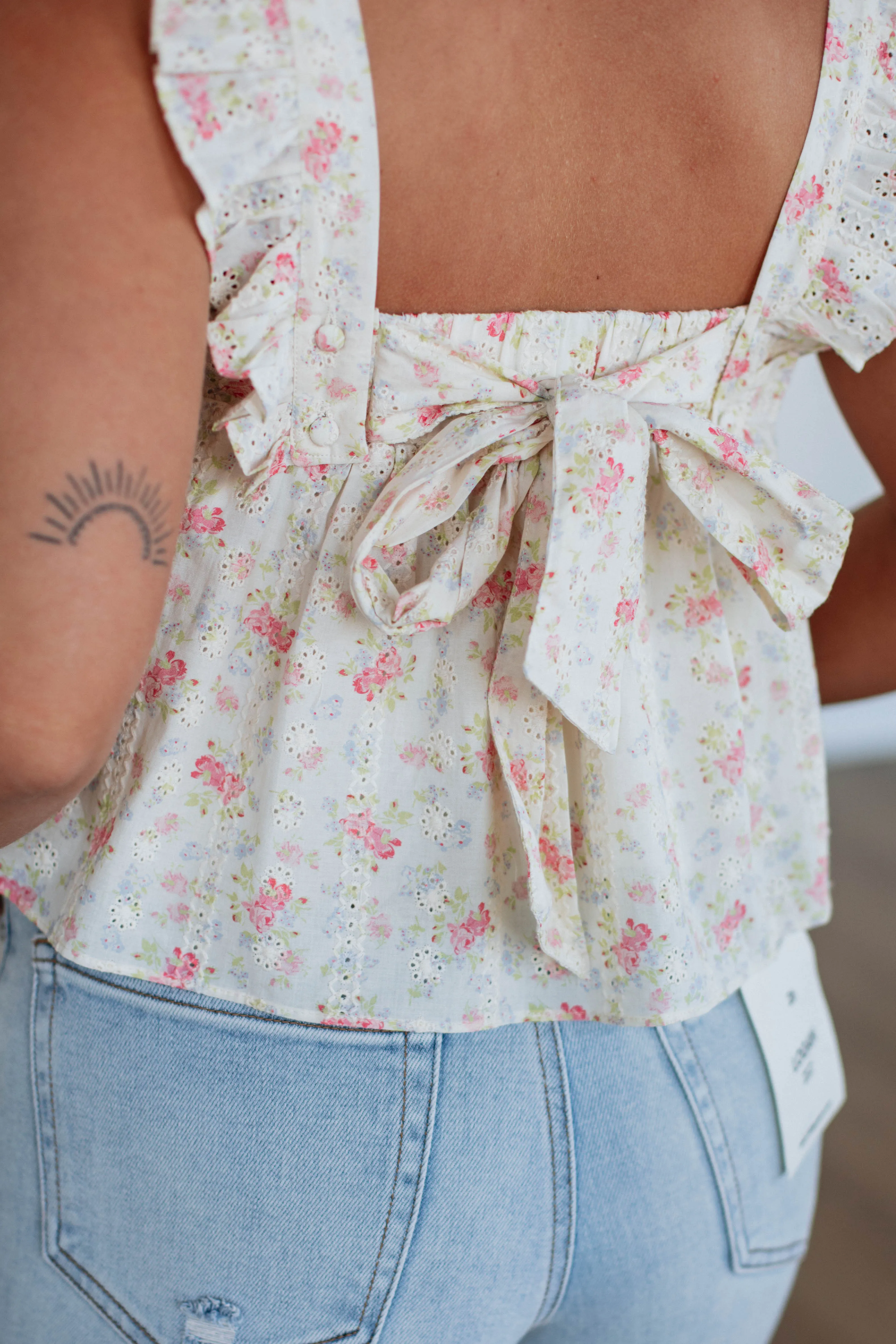 Emme Floral Tank Athletic Fit